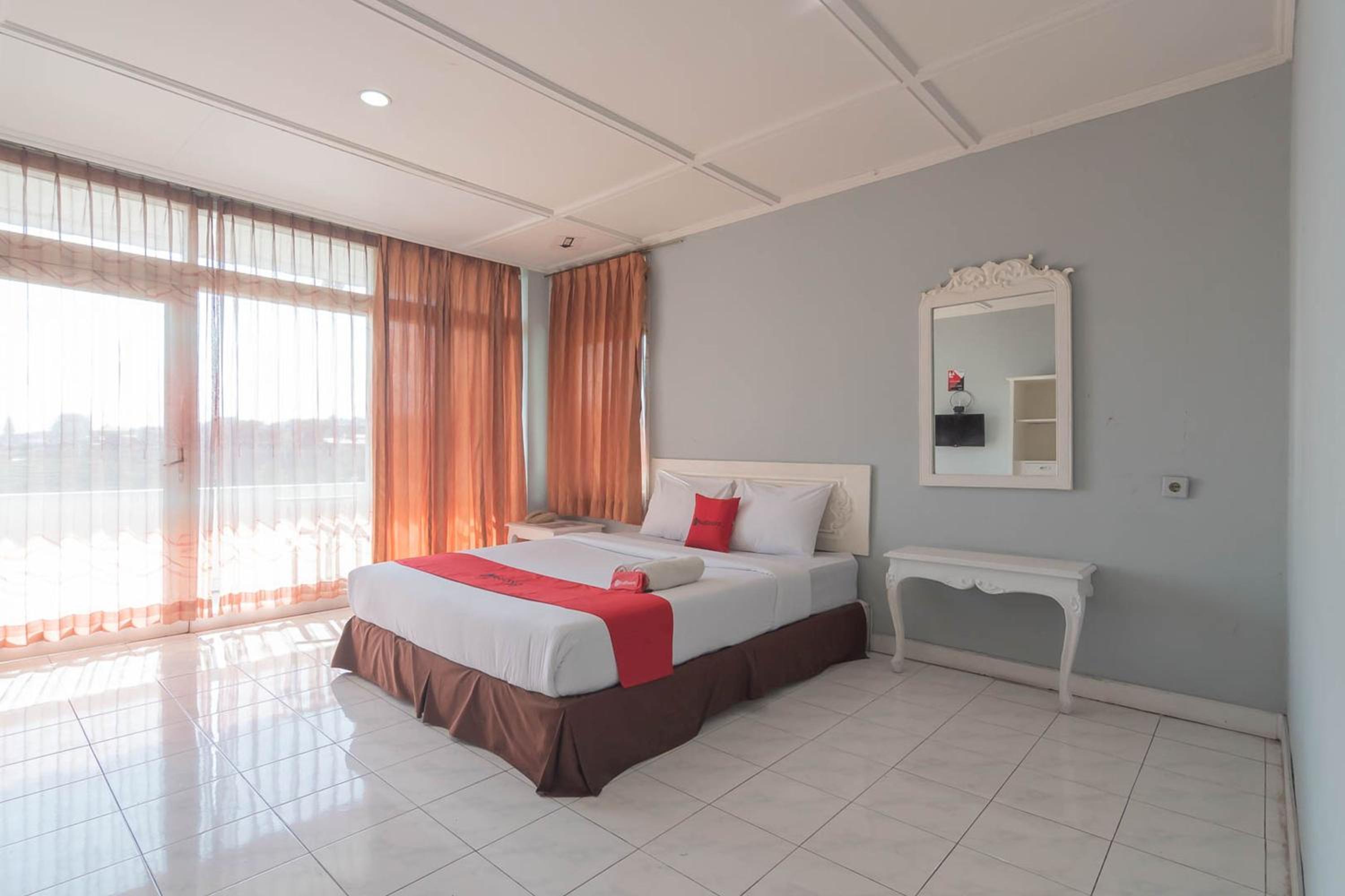 Standard Double Room - Photo 1