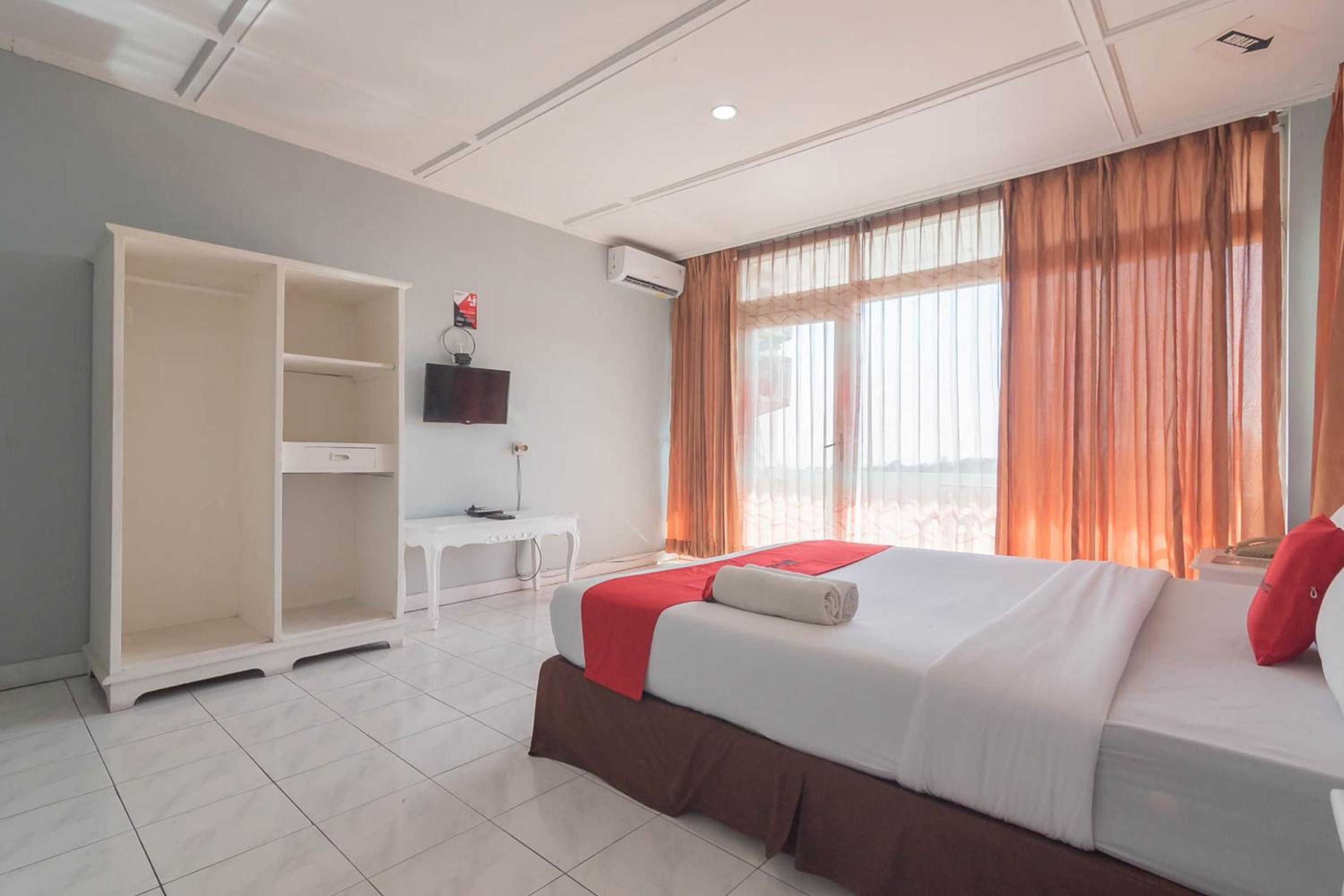 Standard Double Room - Photo 6
