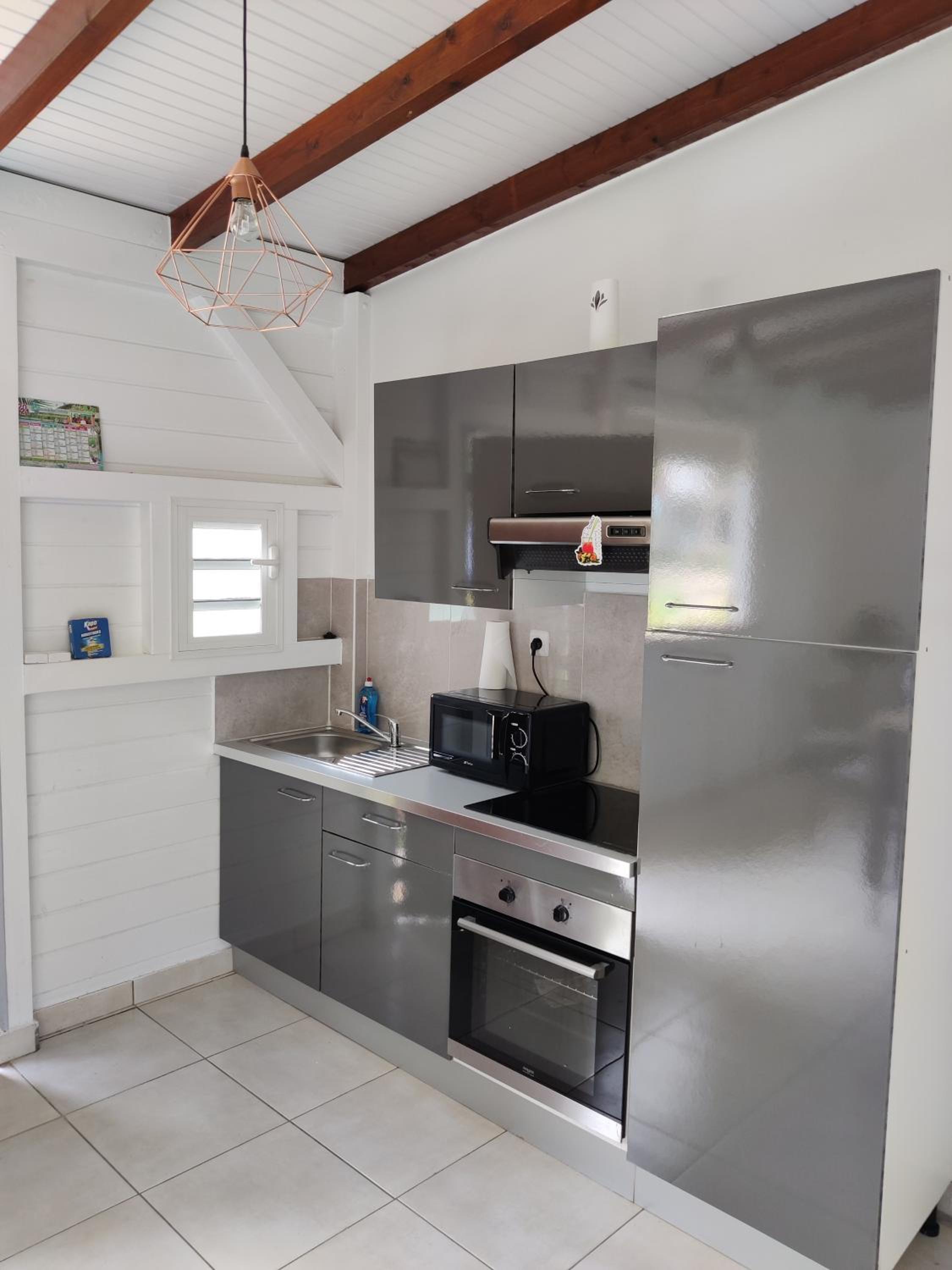 One-Bedroom Apartment - Photo 17