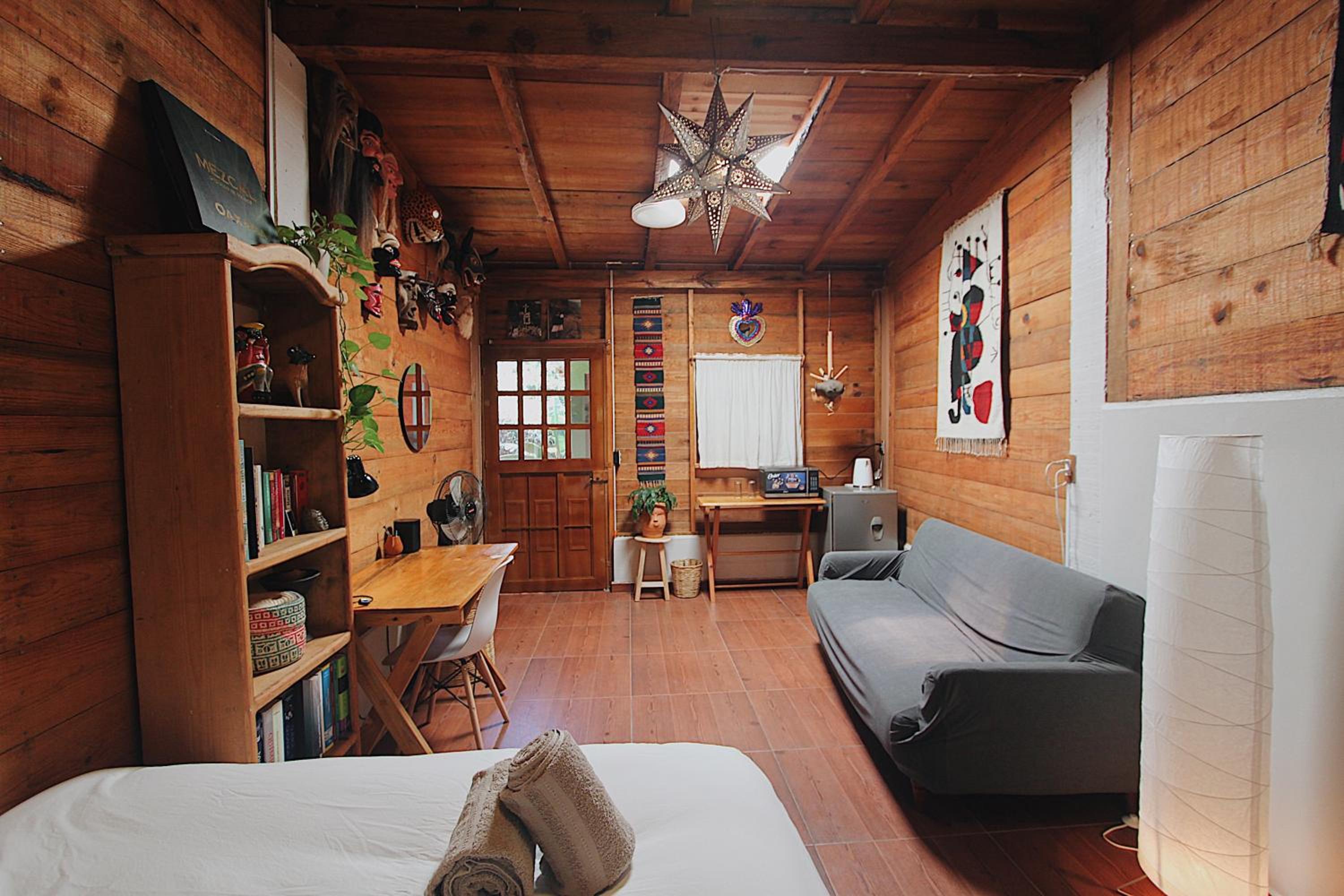 One-Bedroom Apartment - Photo 1