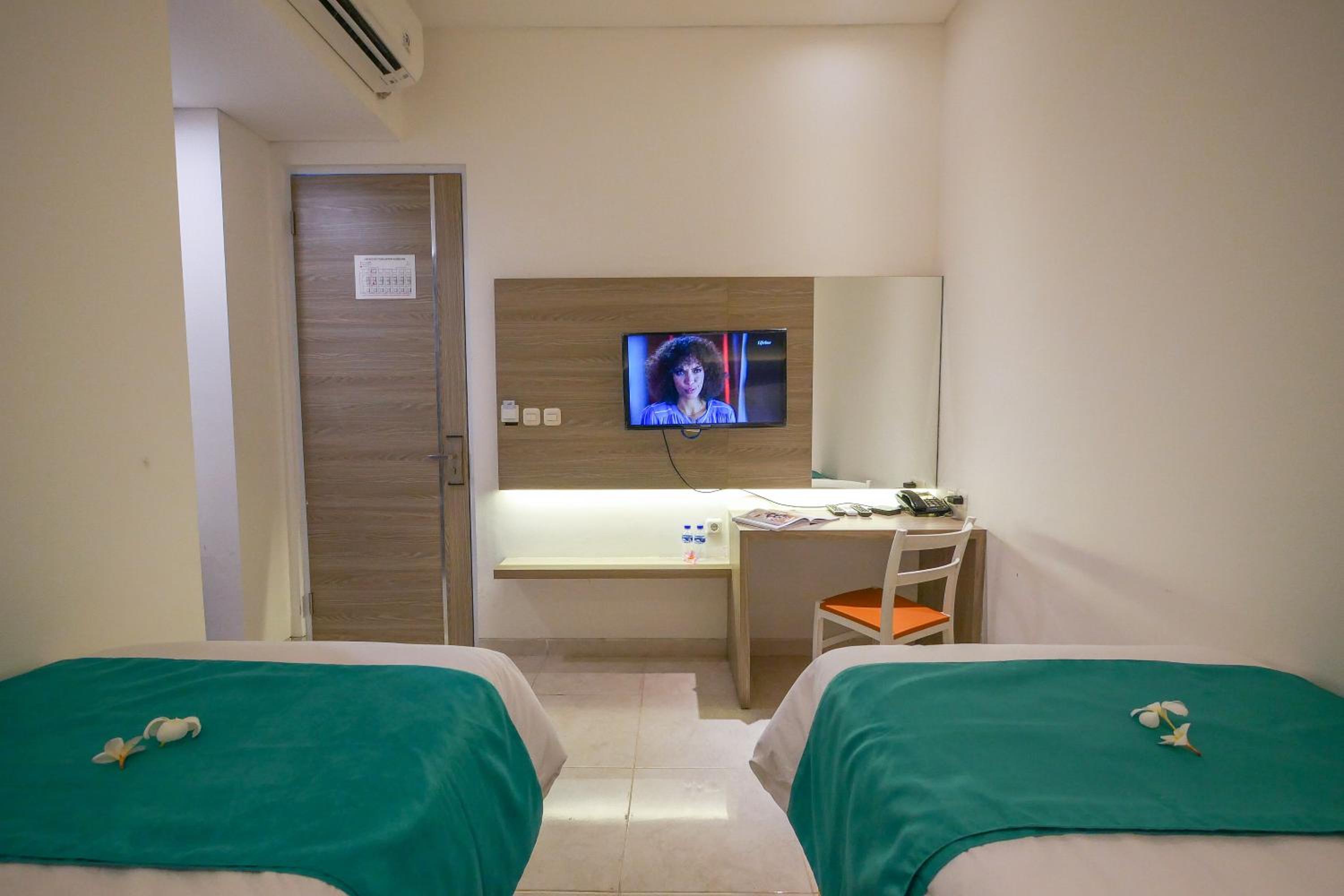 Superior Twin Room - Photo 7