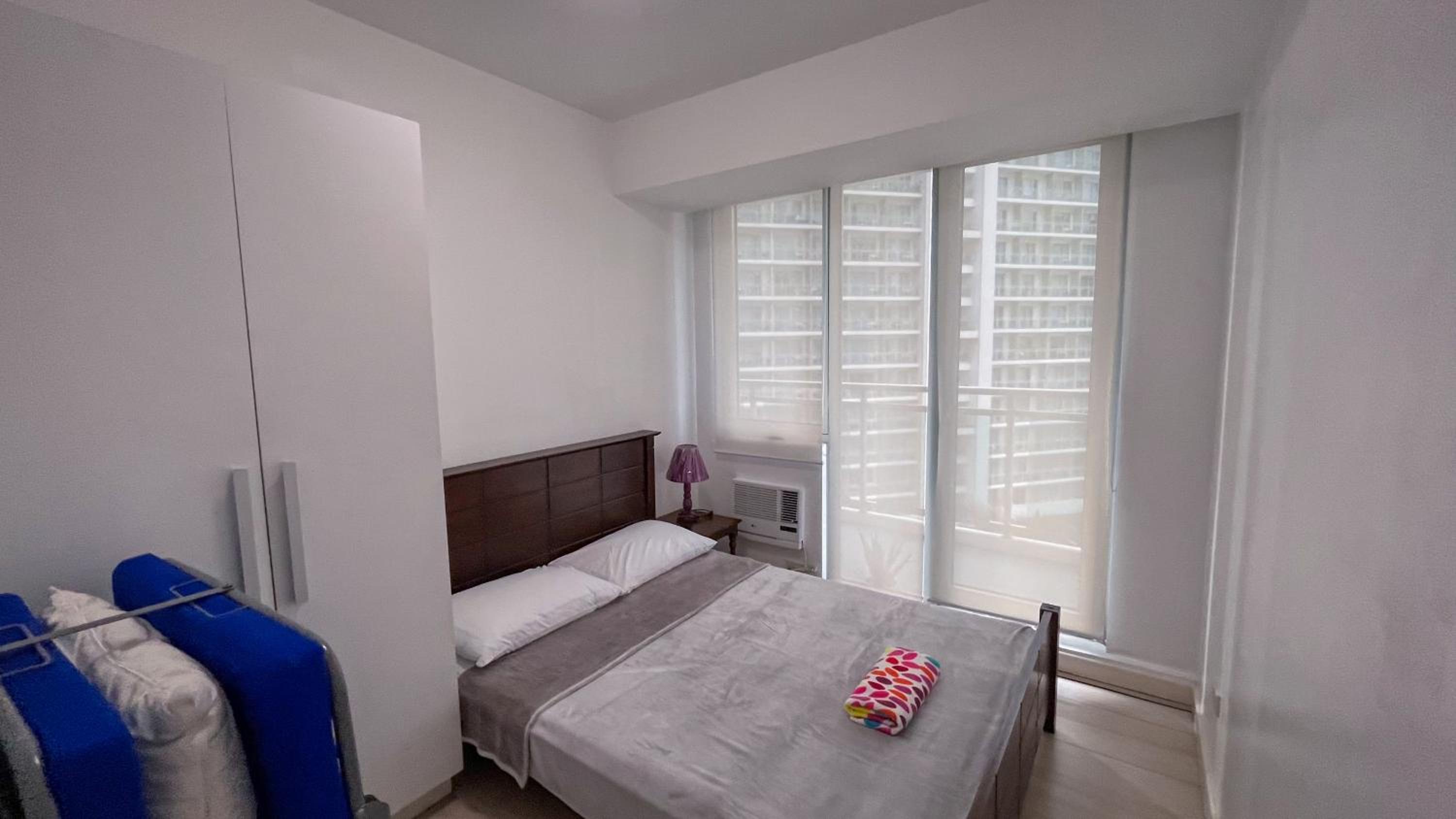 Apartment with Pool View  - Photo 12