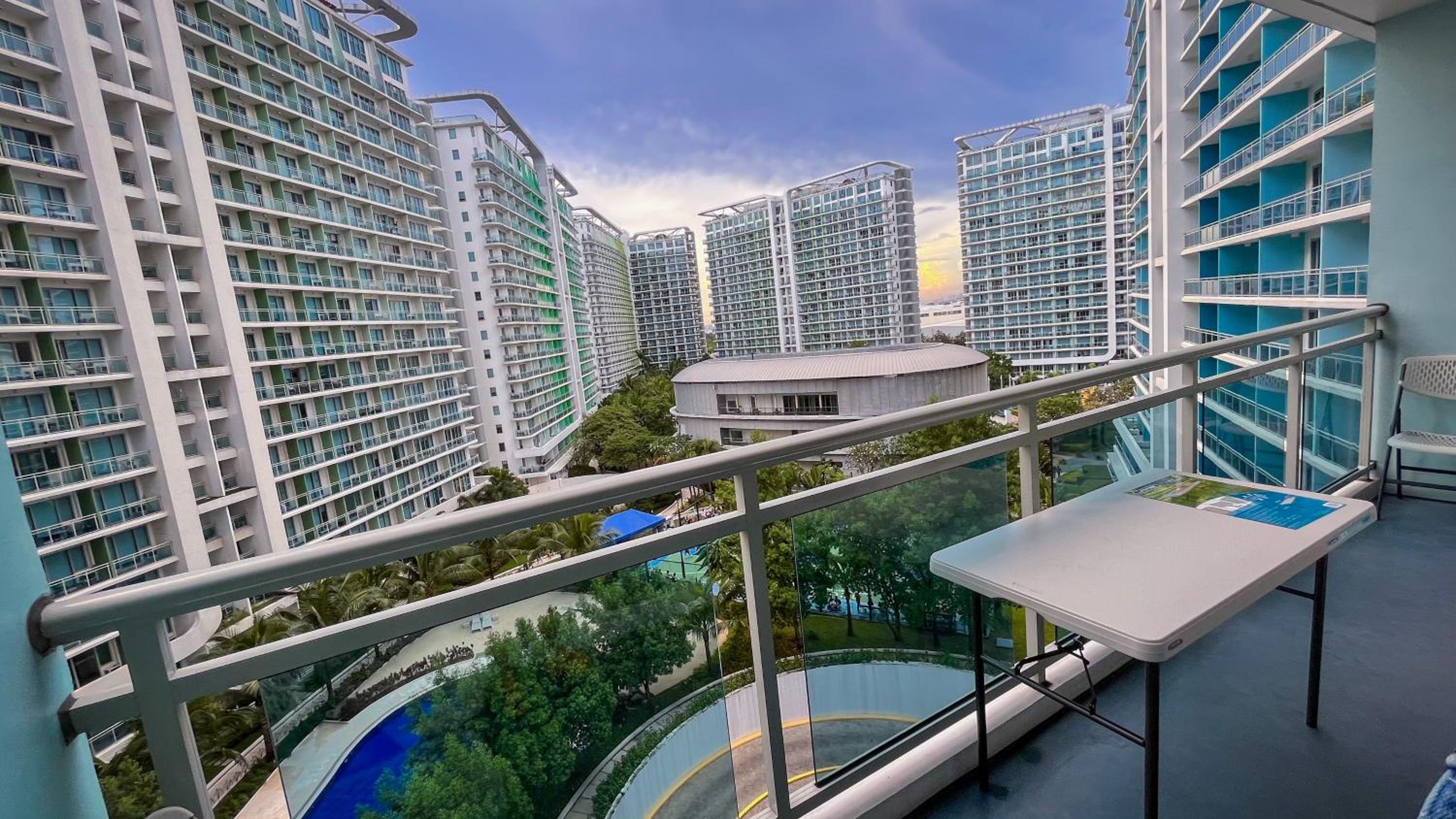 Apartment with Pool View  - Photo 19