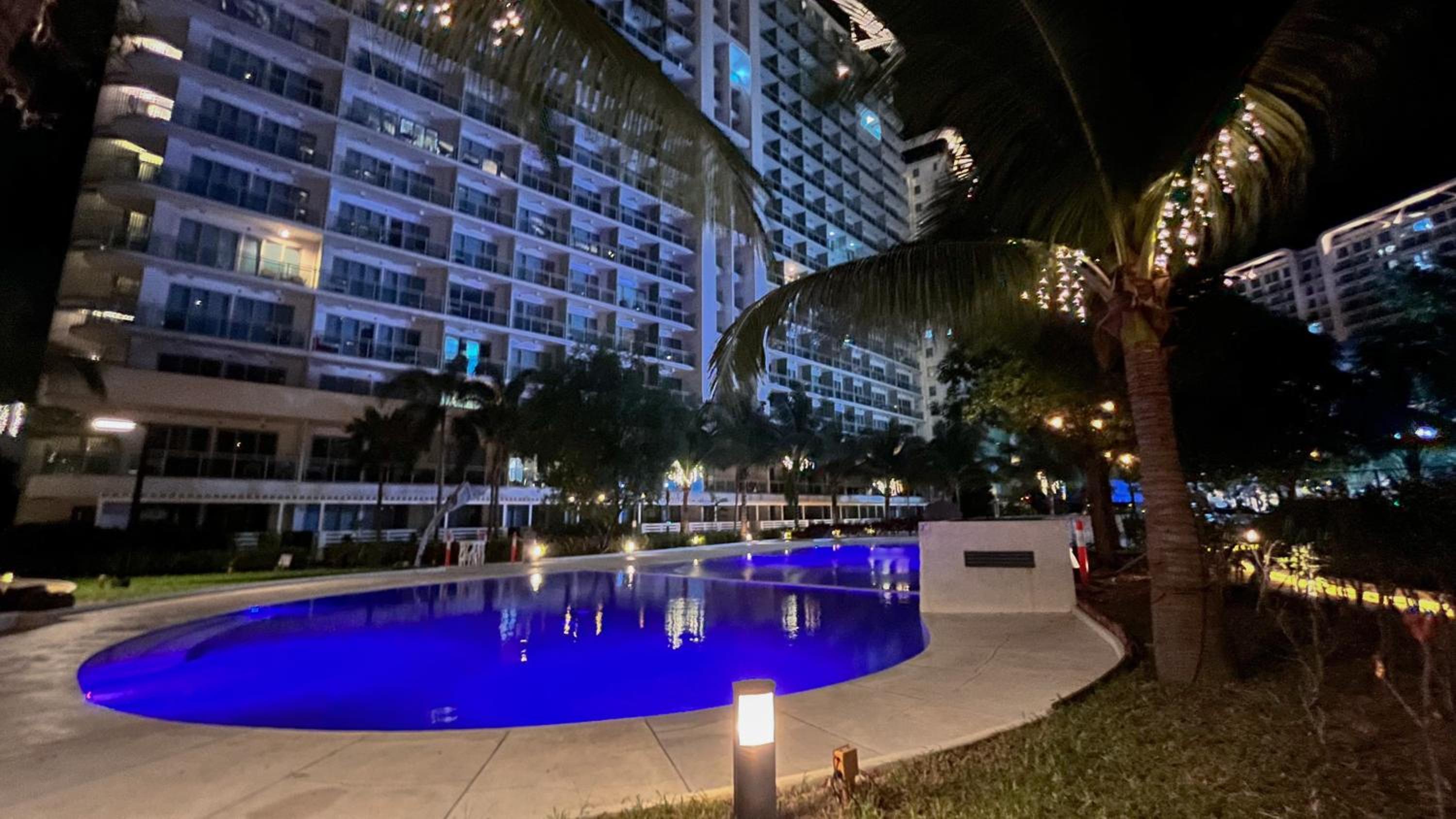 Apartment with Pool View  - Photo 22