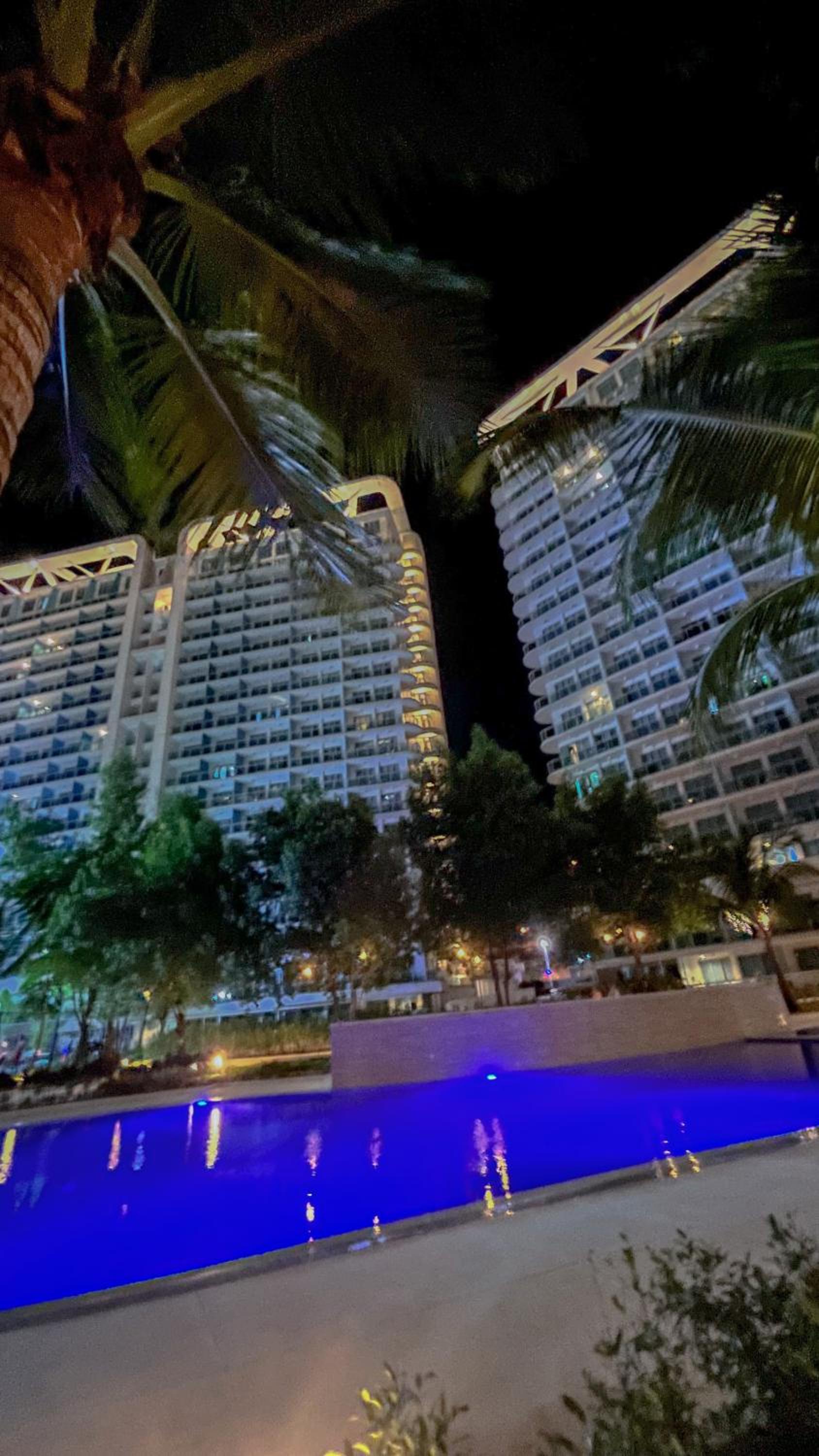 Apartment with Pool View  - Photo 23