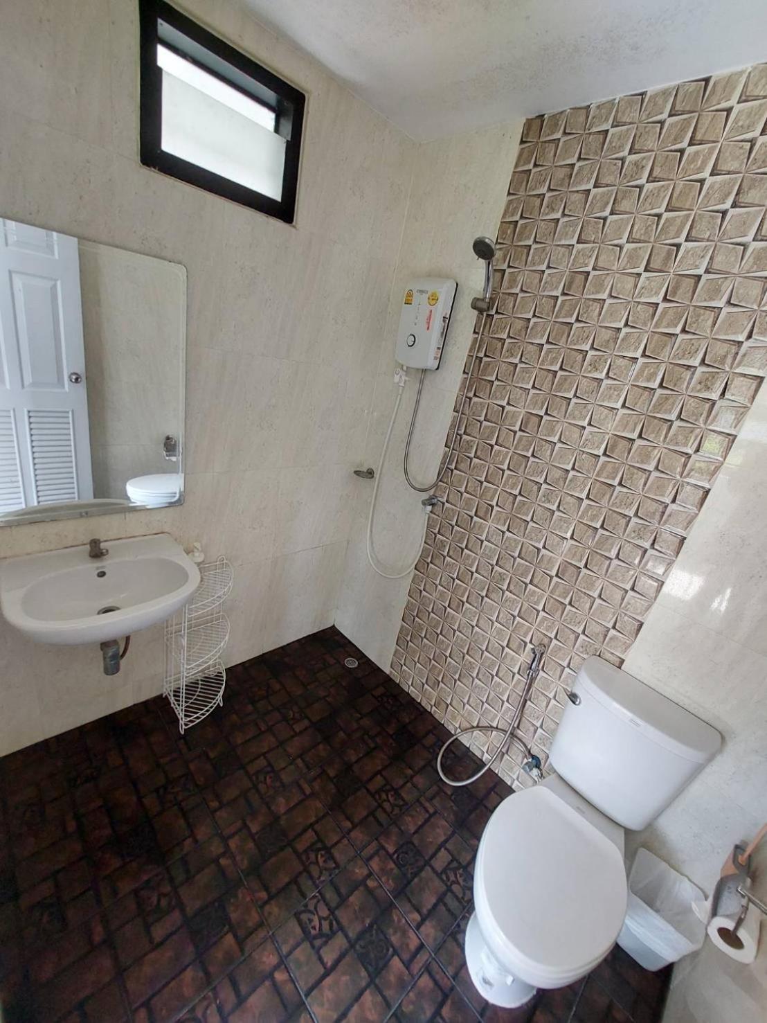 Deluxe Double Room with Balcony photo 3