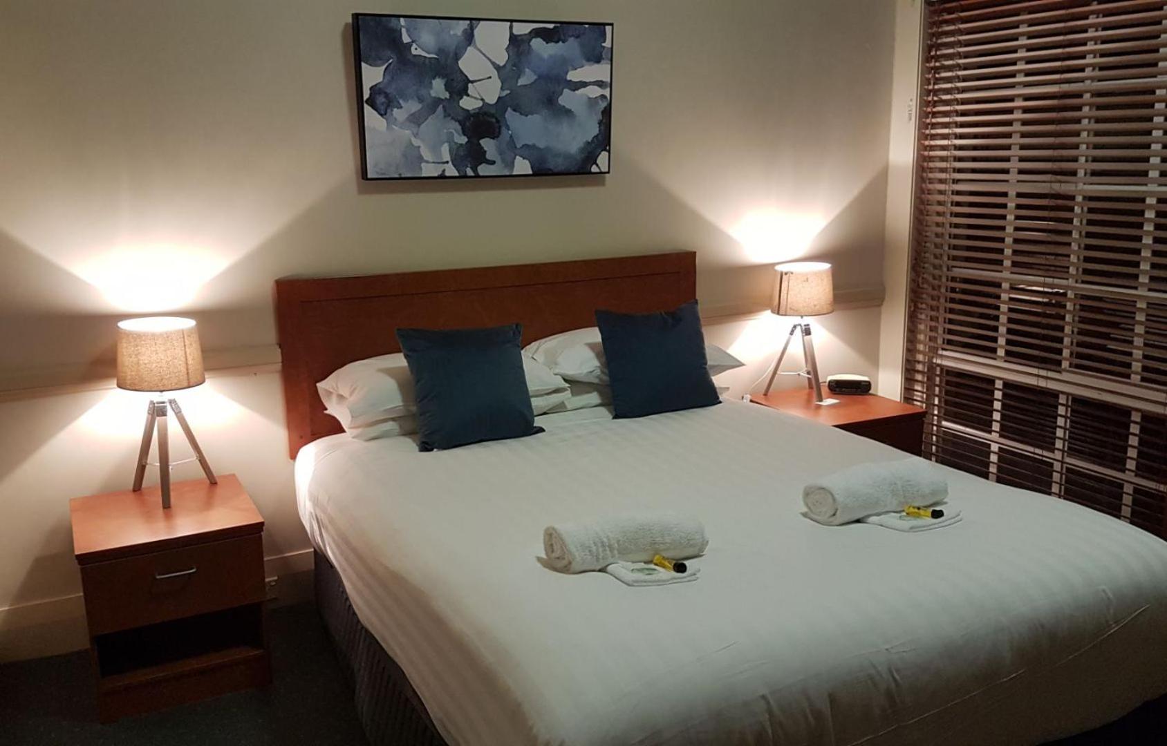 Queen Room with Shared Bathroom