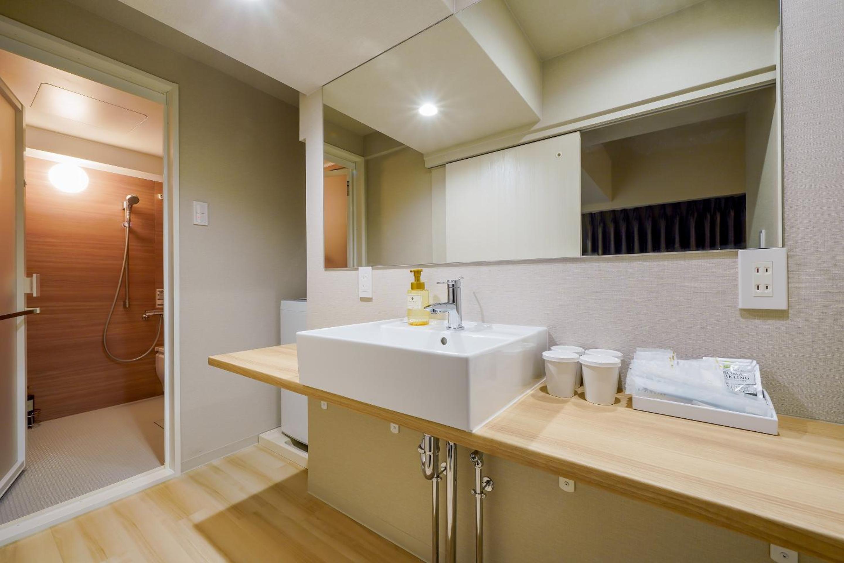 Japanese Quadruple with Kitchen - Photo 6