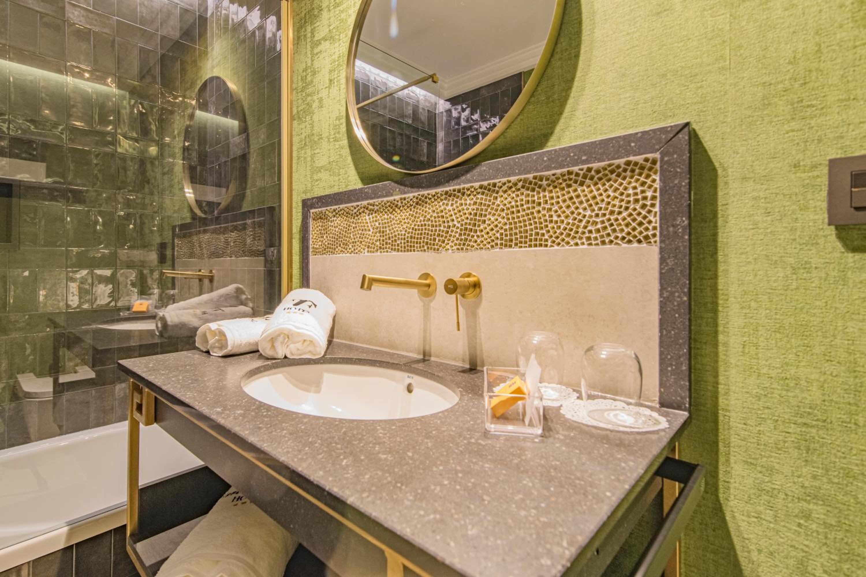 Junior Suite - Photo 2
