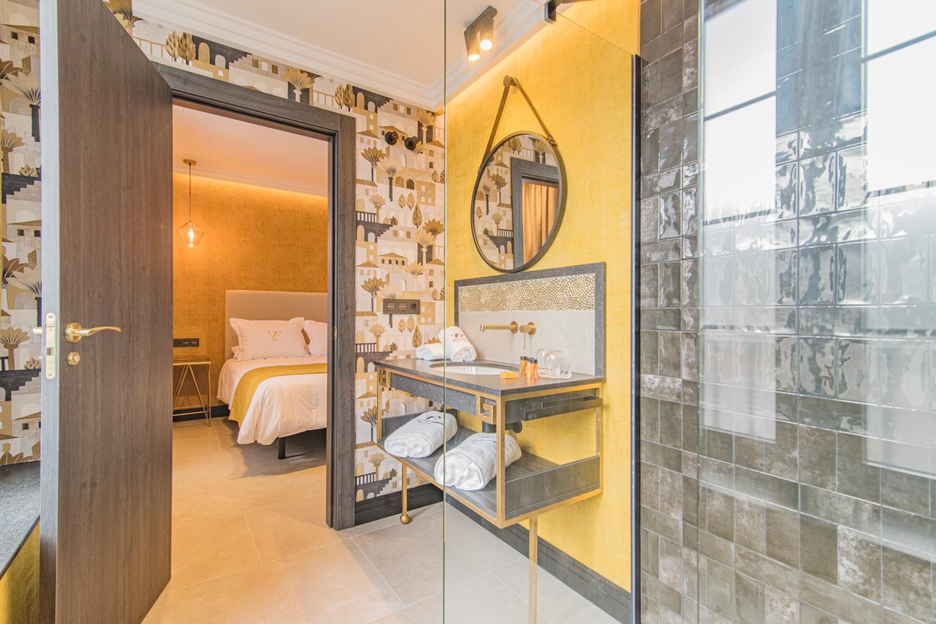 Double Room - Photo 3