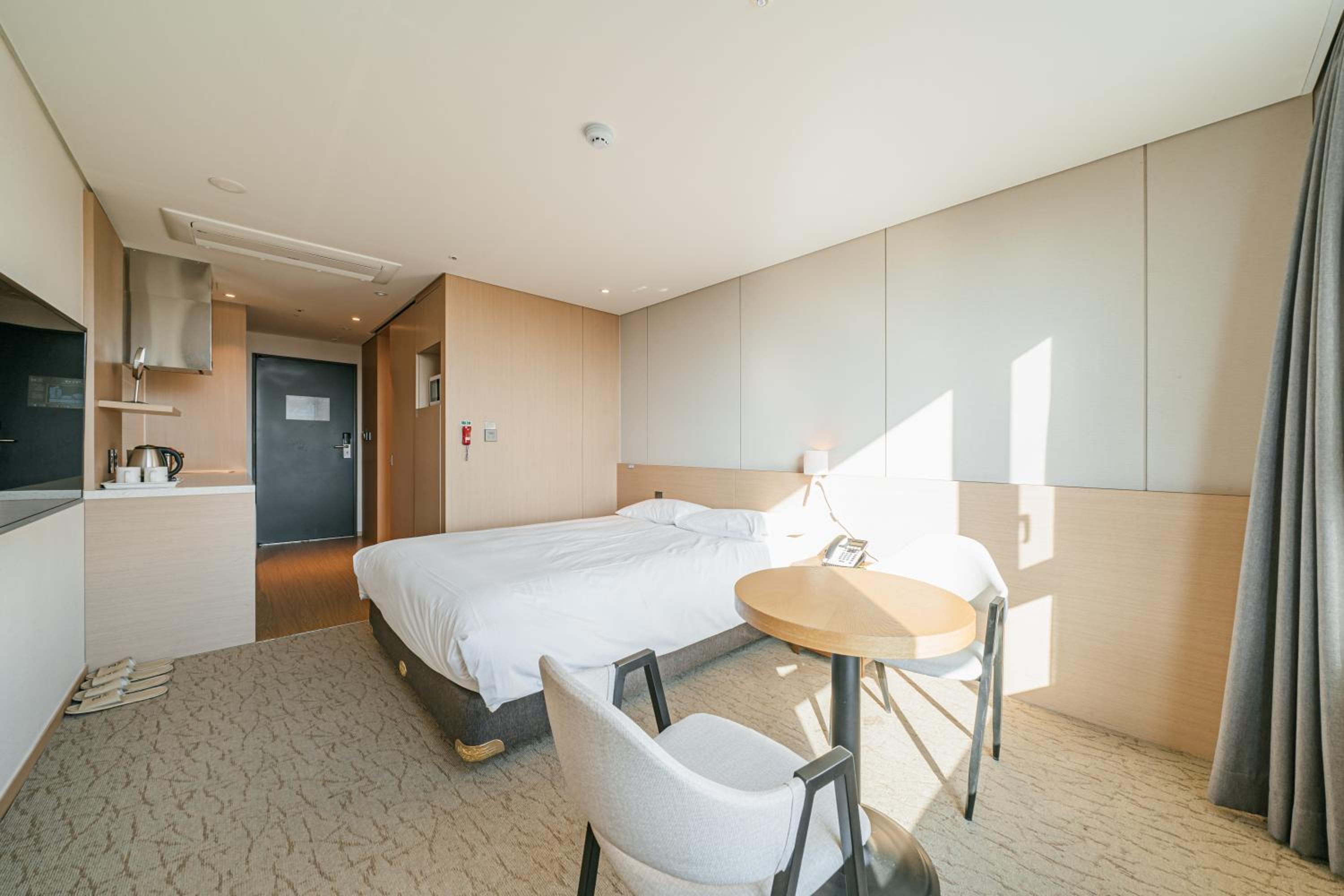 Superior Double Room - Photo 2
