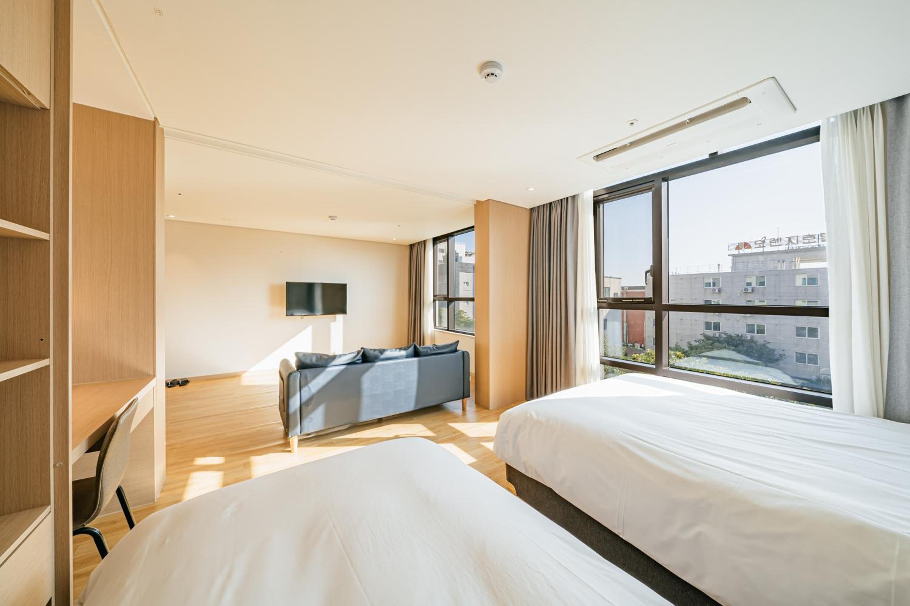 Junior Suite - Photo 12