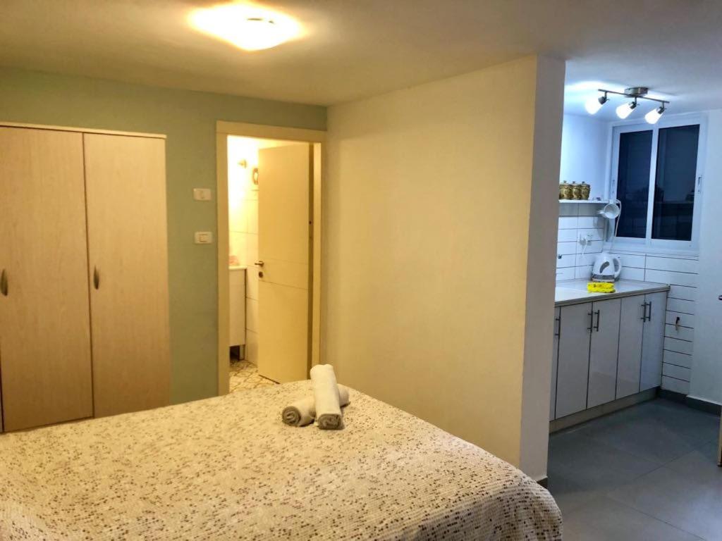 Double Room - Photo 11