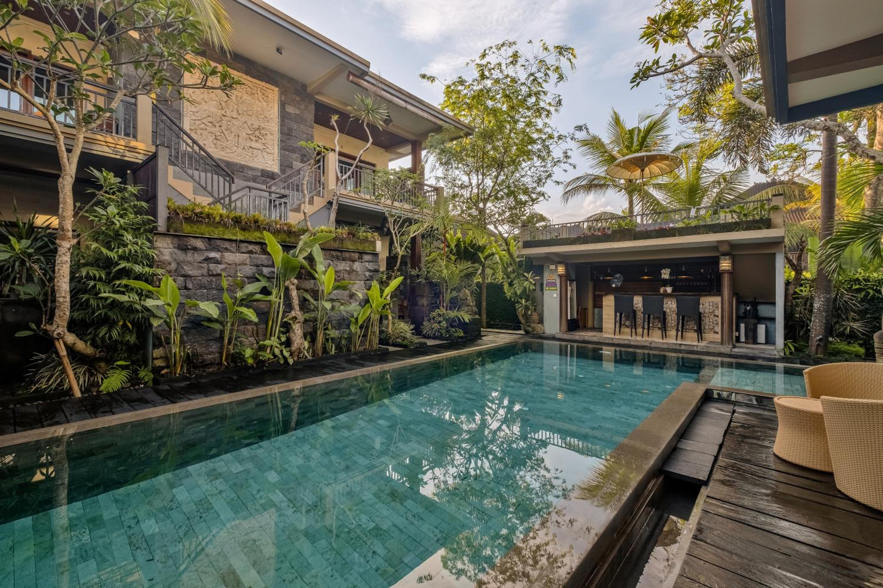 Deluxe Suite Pool View with Bathtub  - Photo 26