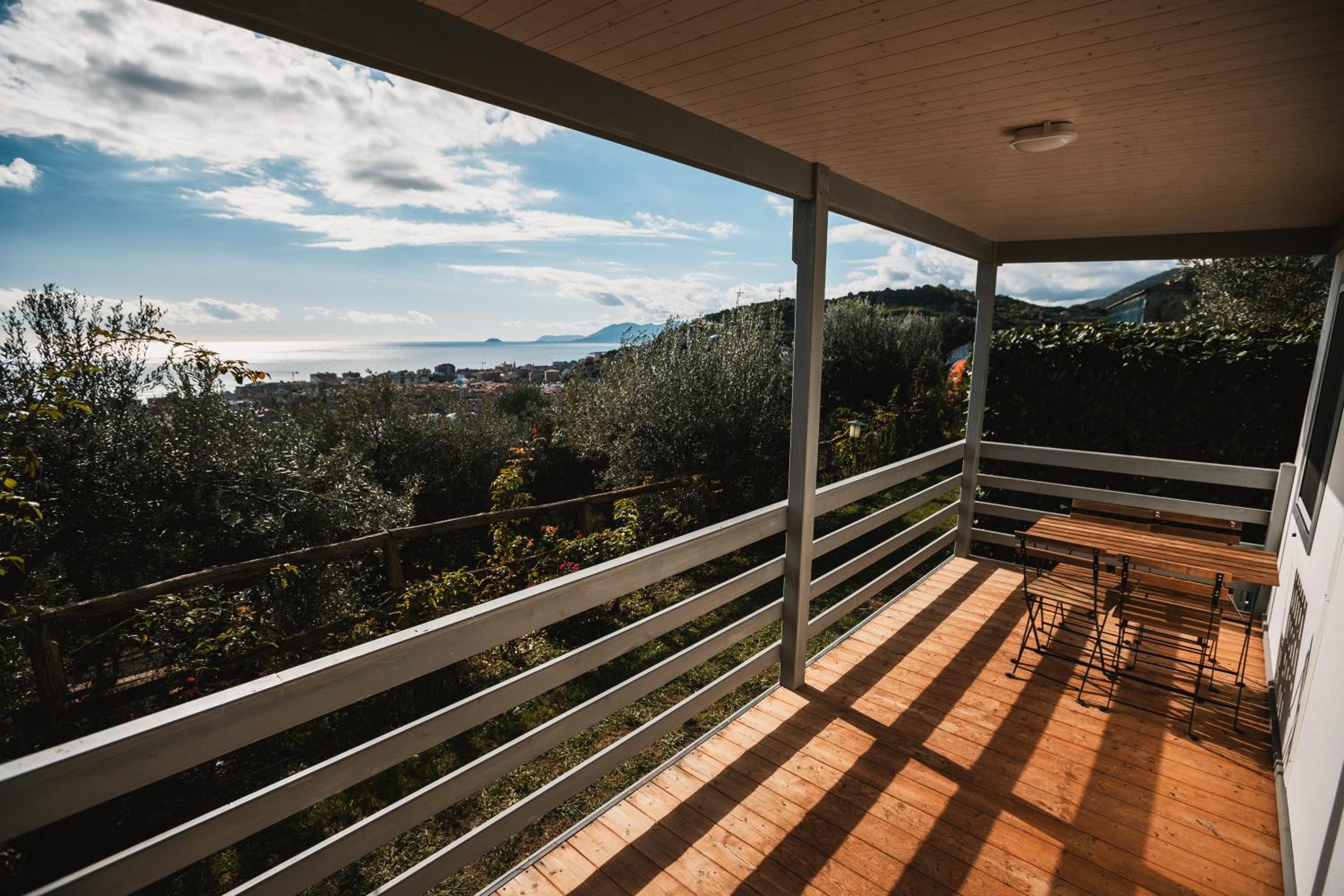 Bungalow with Sea View - Photo 15