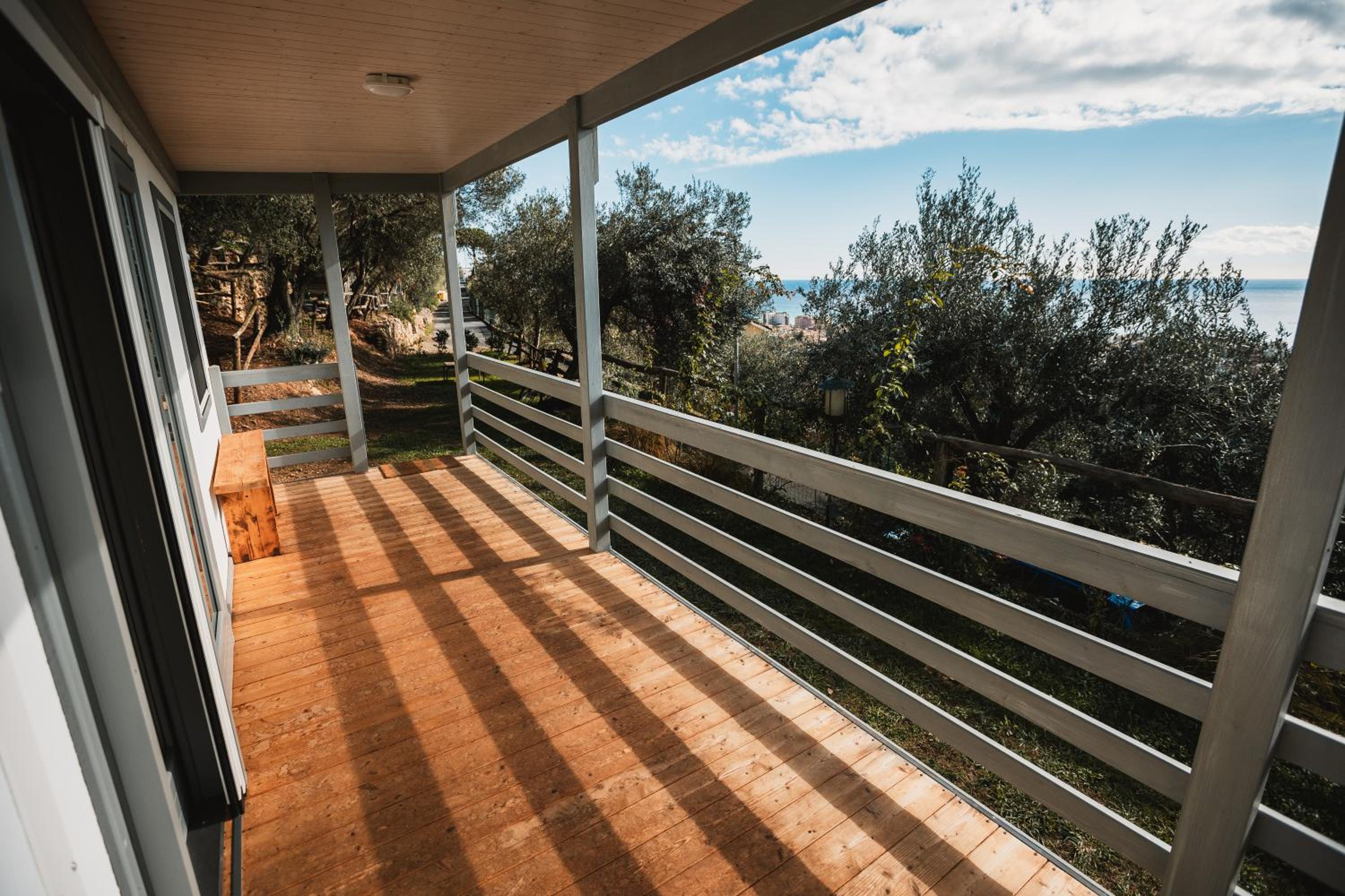 Bungalow with Sea View - Photo 14
