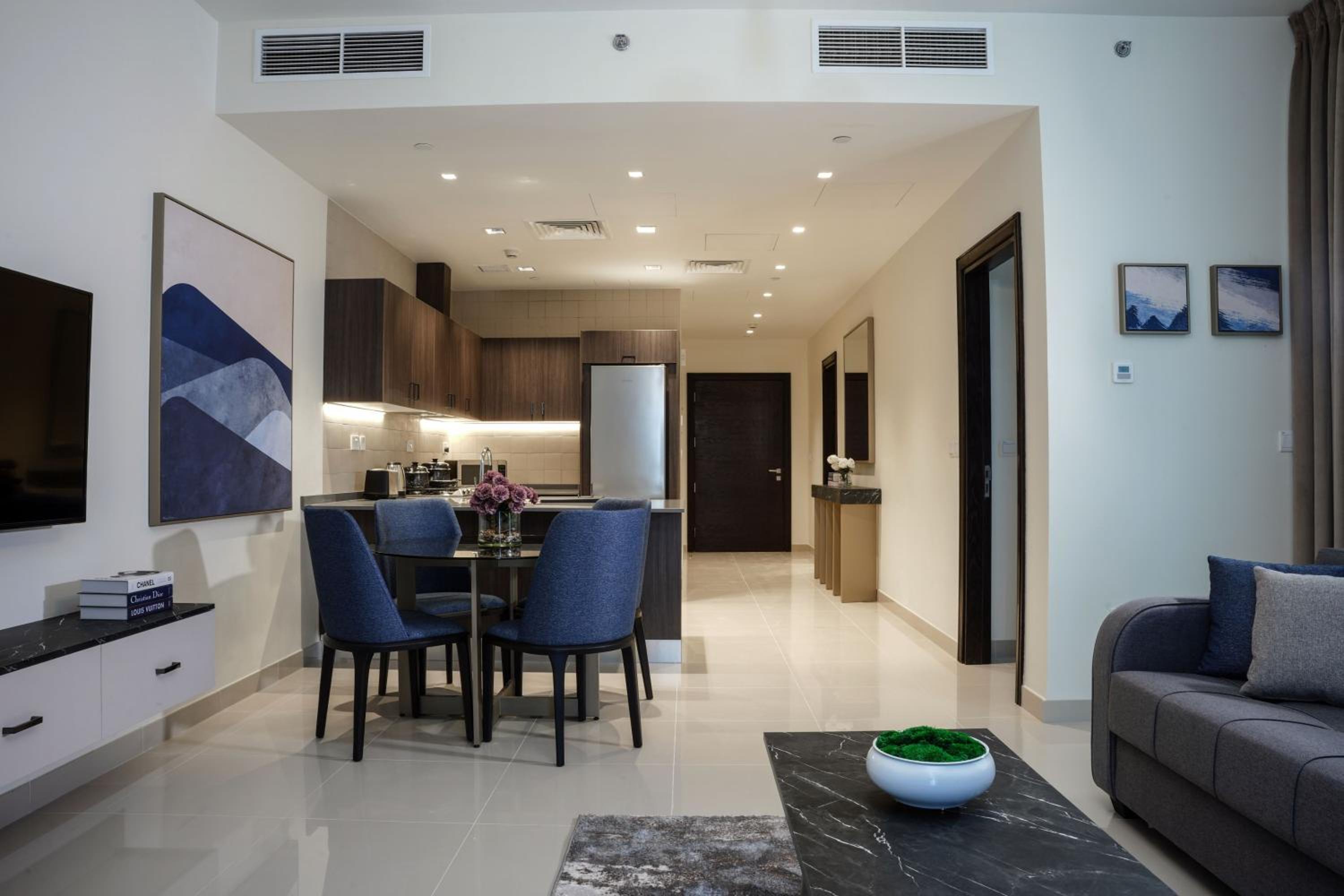 One-Bedroom Apartment