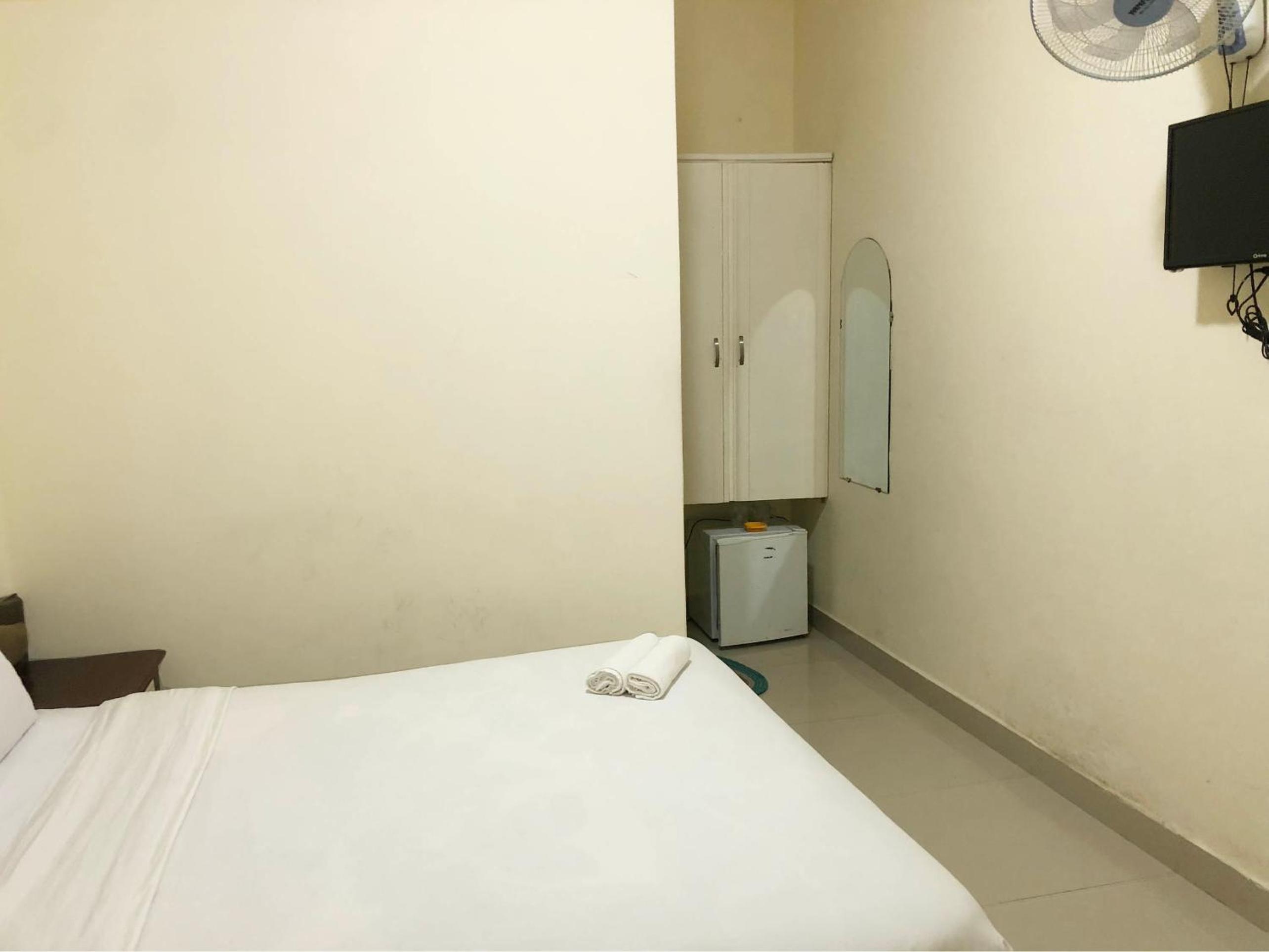 Double Room with Balcony - Photo 1