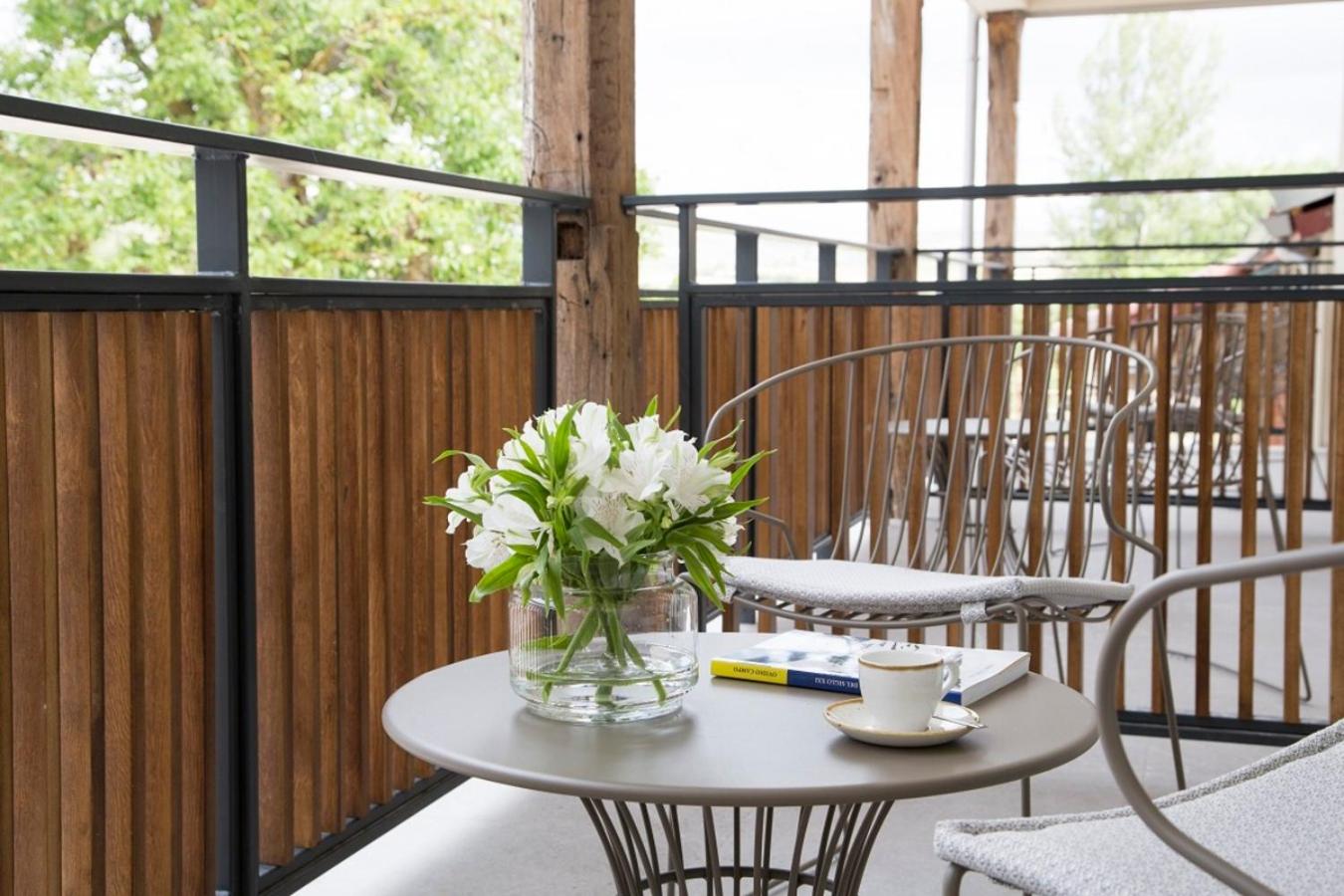 Double Room with Balcony - Photo 2
