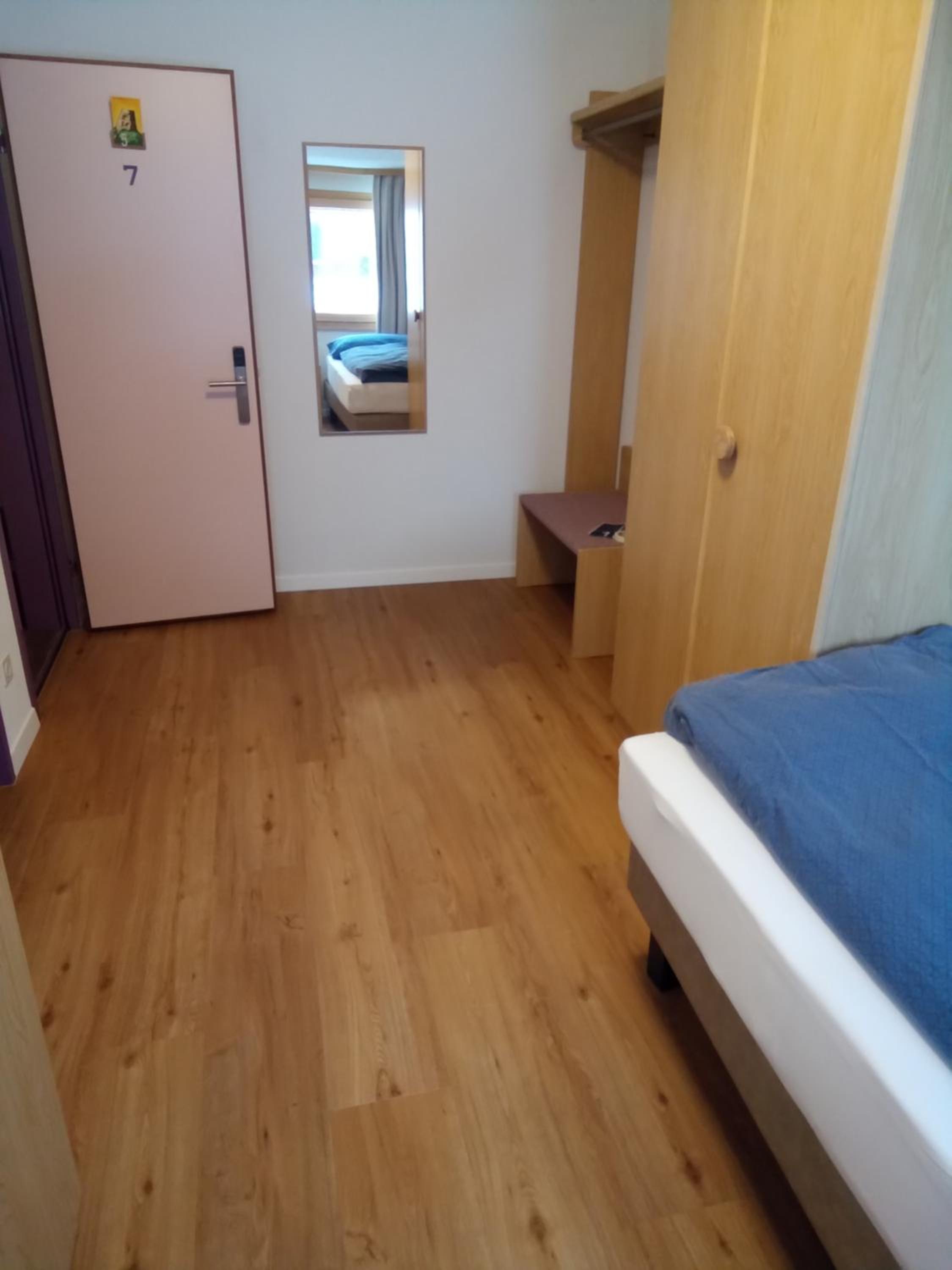 Single Room photo 2