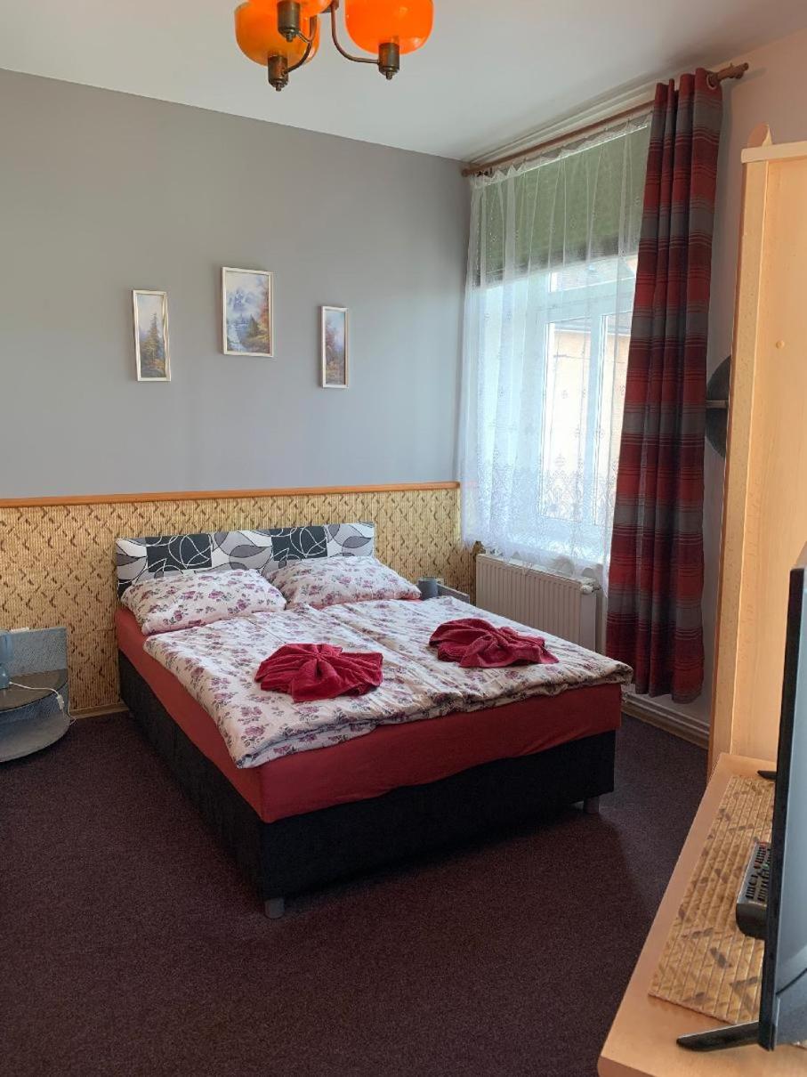 Standard Double Room photo 3