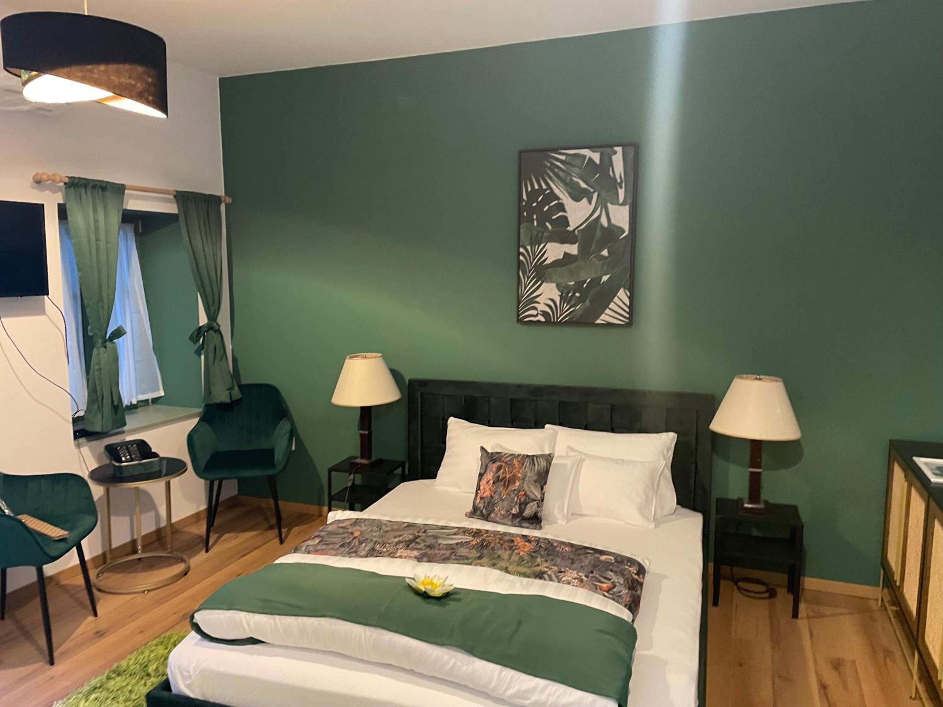 Superior Queen Room - Photo 7