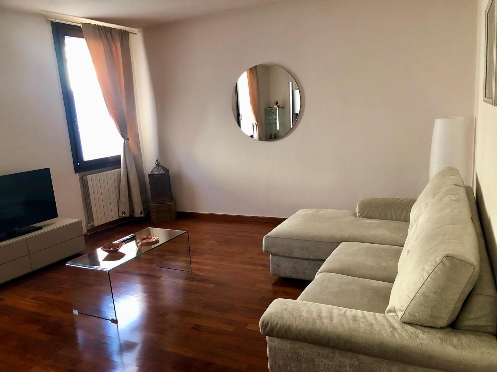 Three-Bedroom Apartment photo 1