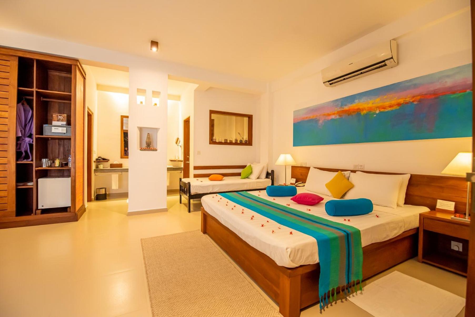 Deluxe Double Room photo 3