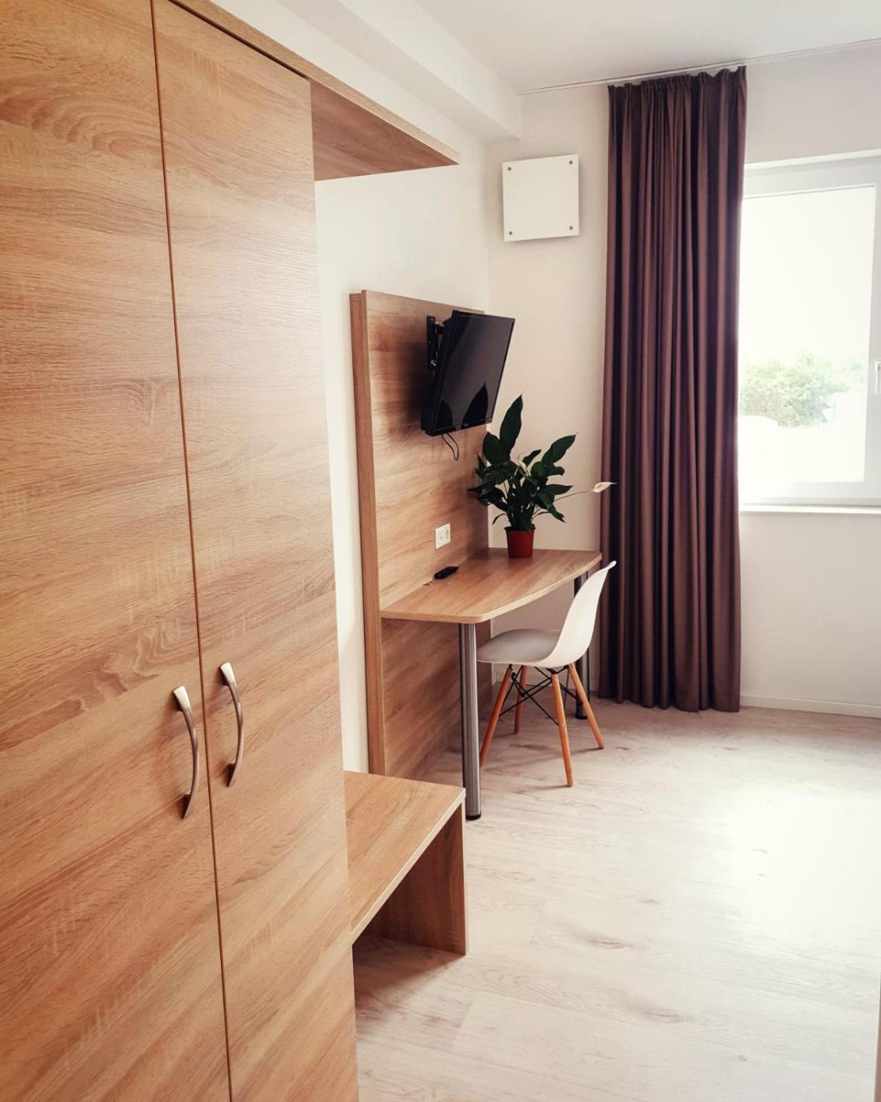 Large Single Room