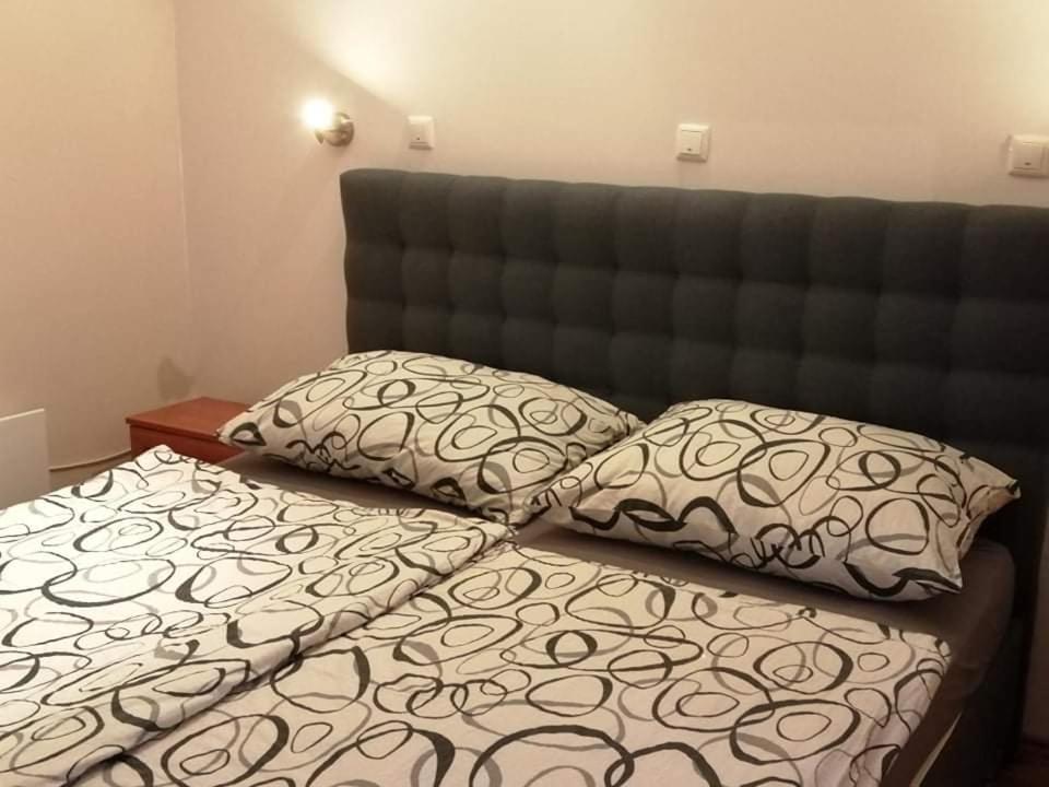 Apartment with Terrace photo 2