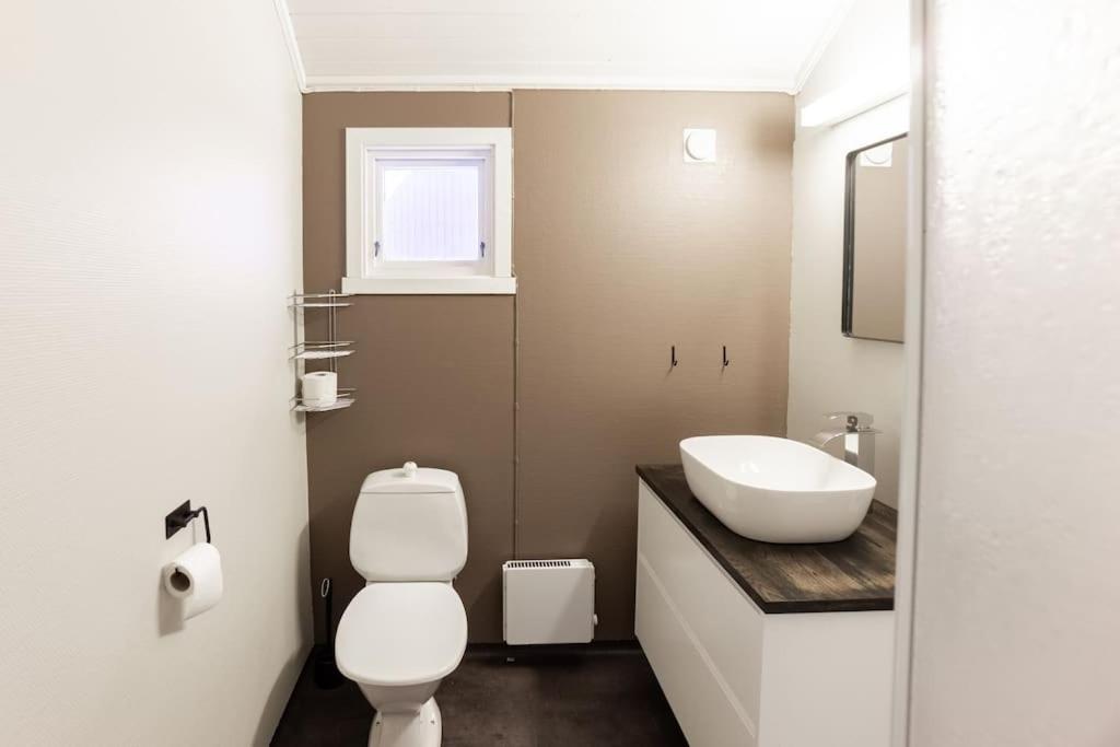 One-Bedroom House photo 2