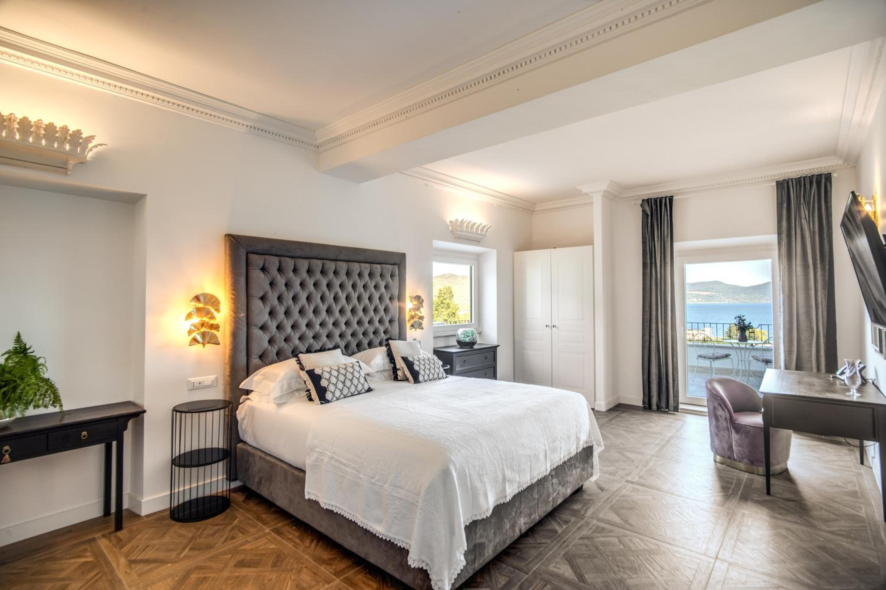 Junior Suite with Terrace - Photo 1