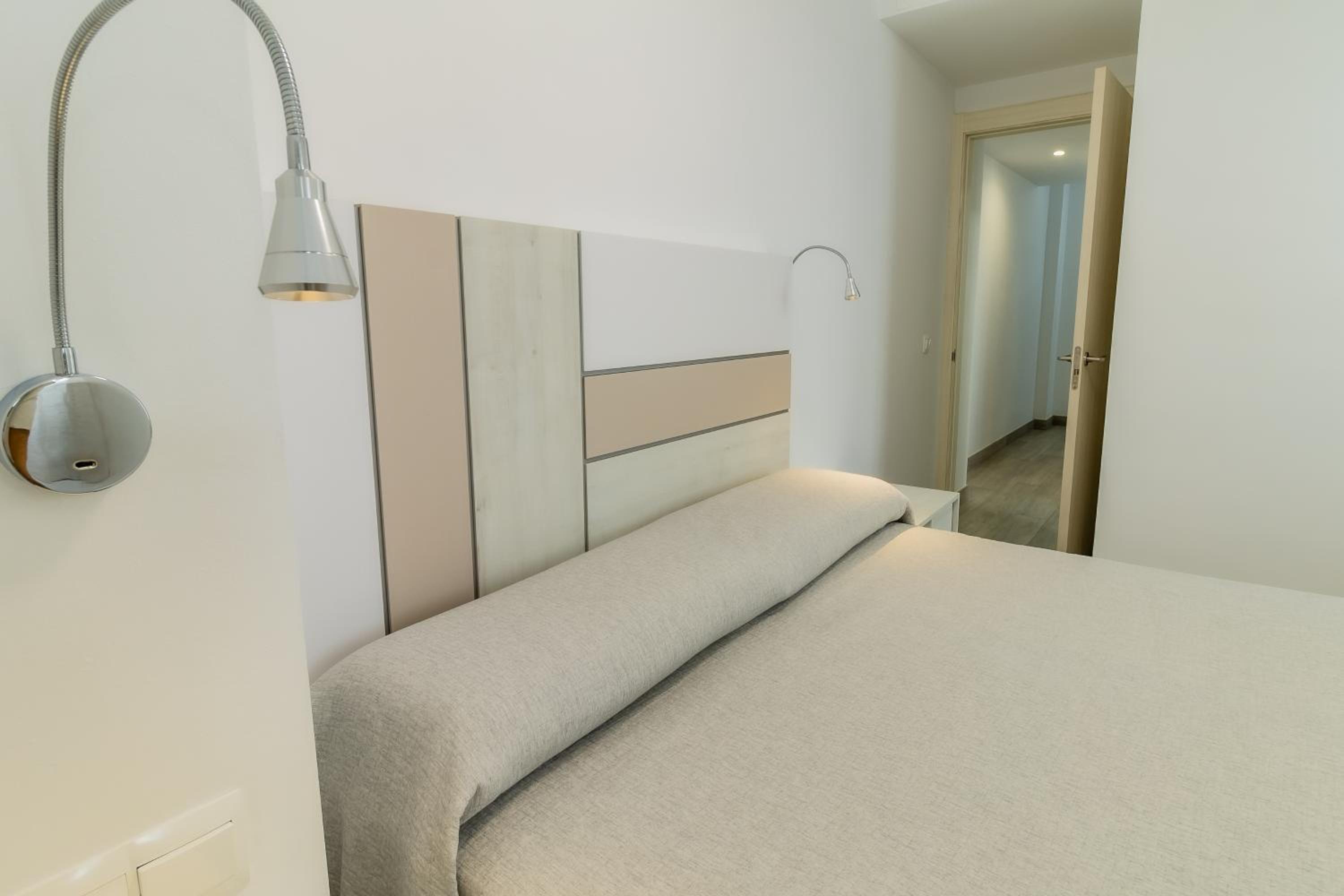 Penthouse Apartment - Photo 1