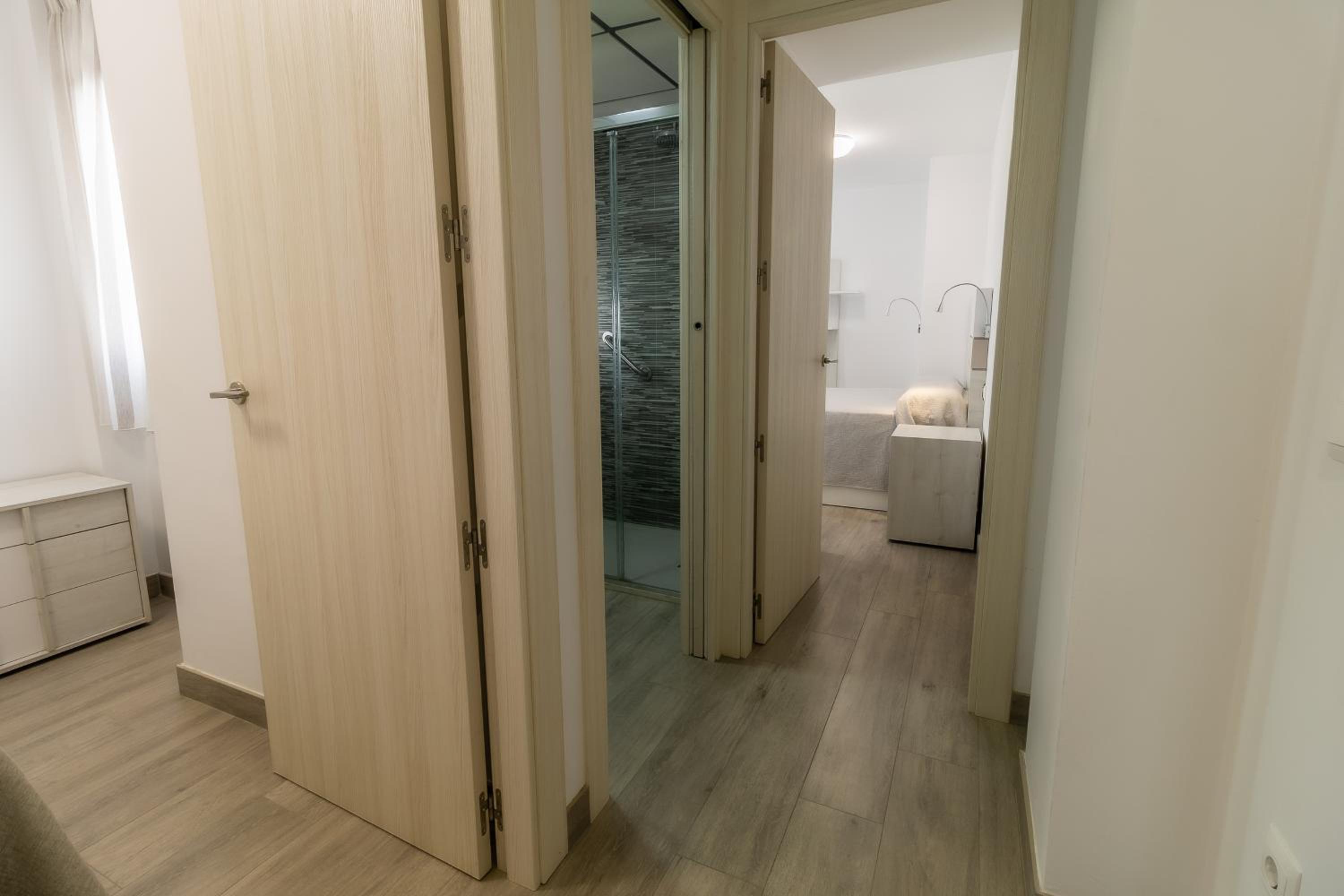 Penthouse Apartment - Photo 13