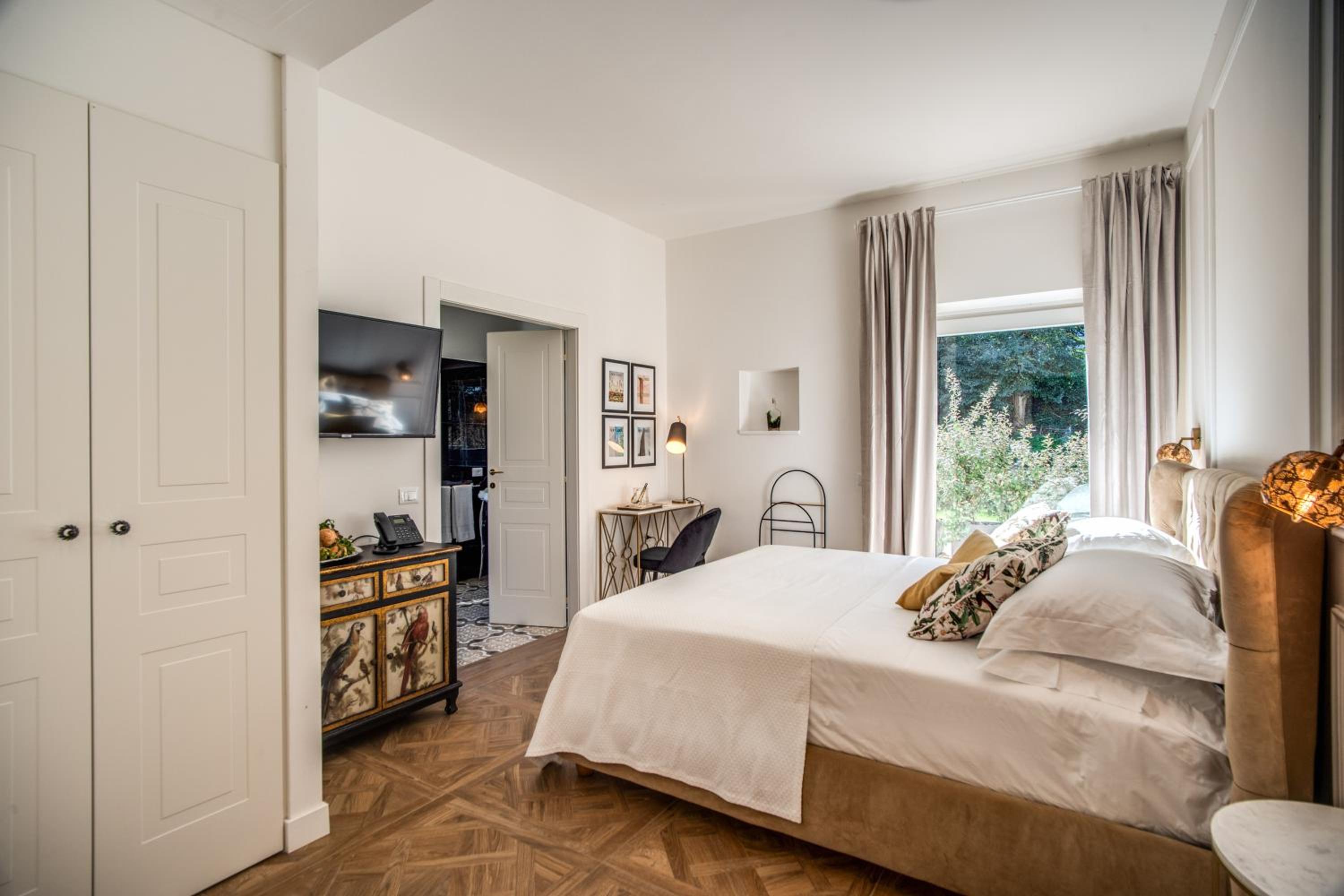 Double King Room with Terrace