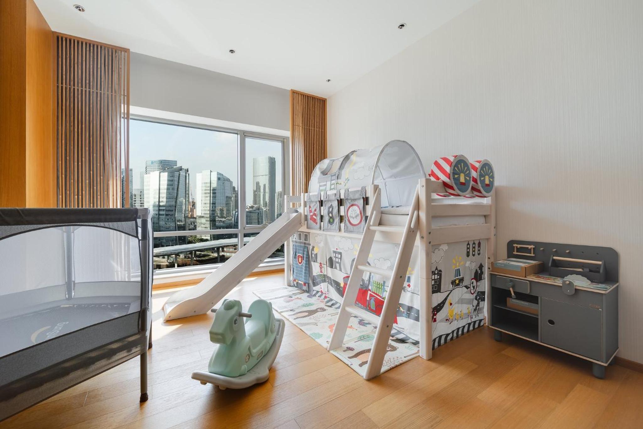 One-Bedroom Suite Kids Theme City View - Photo 5