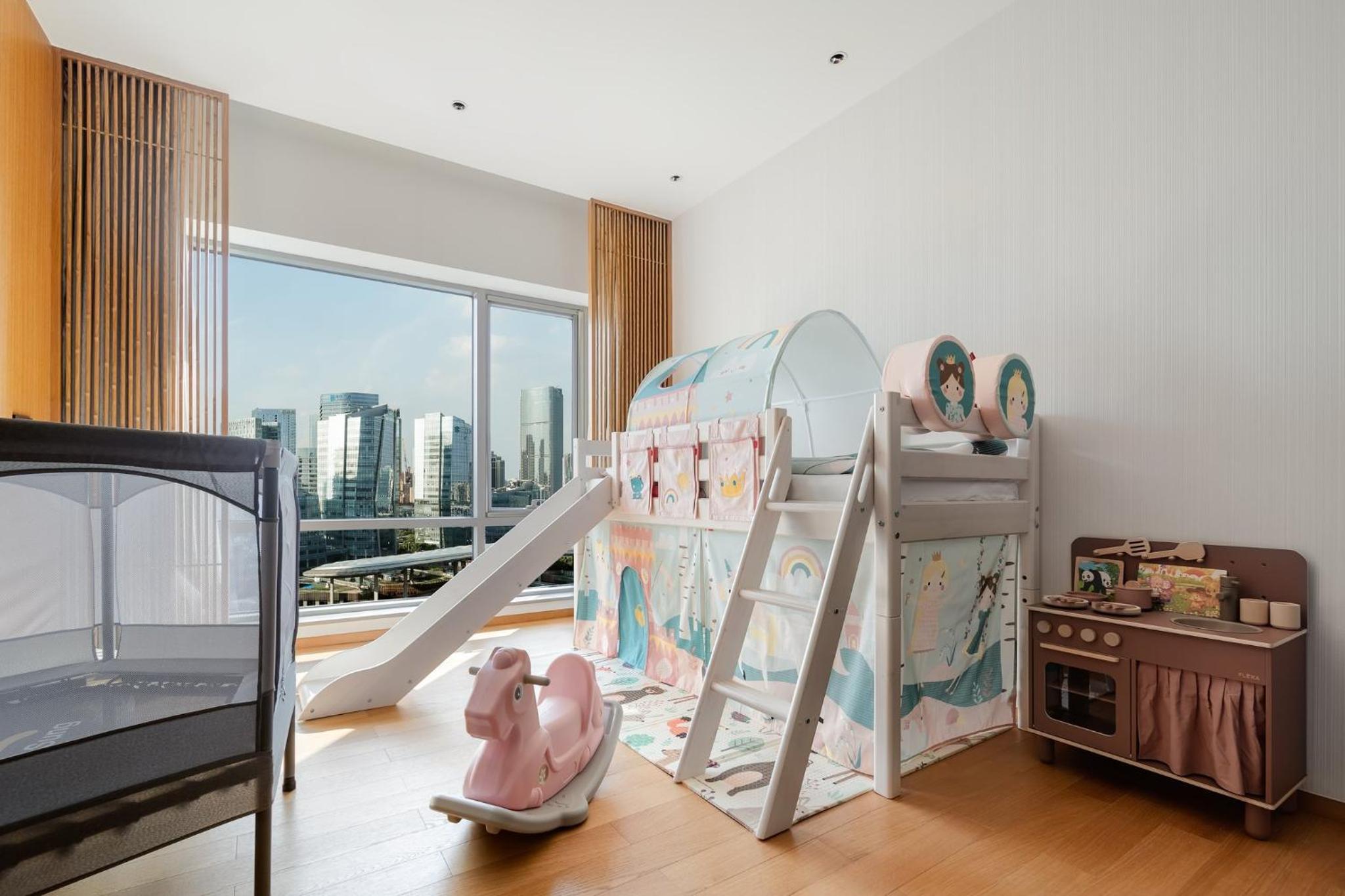 One-Bedroom Suite Kids Theme City View - Photo 3