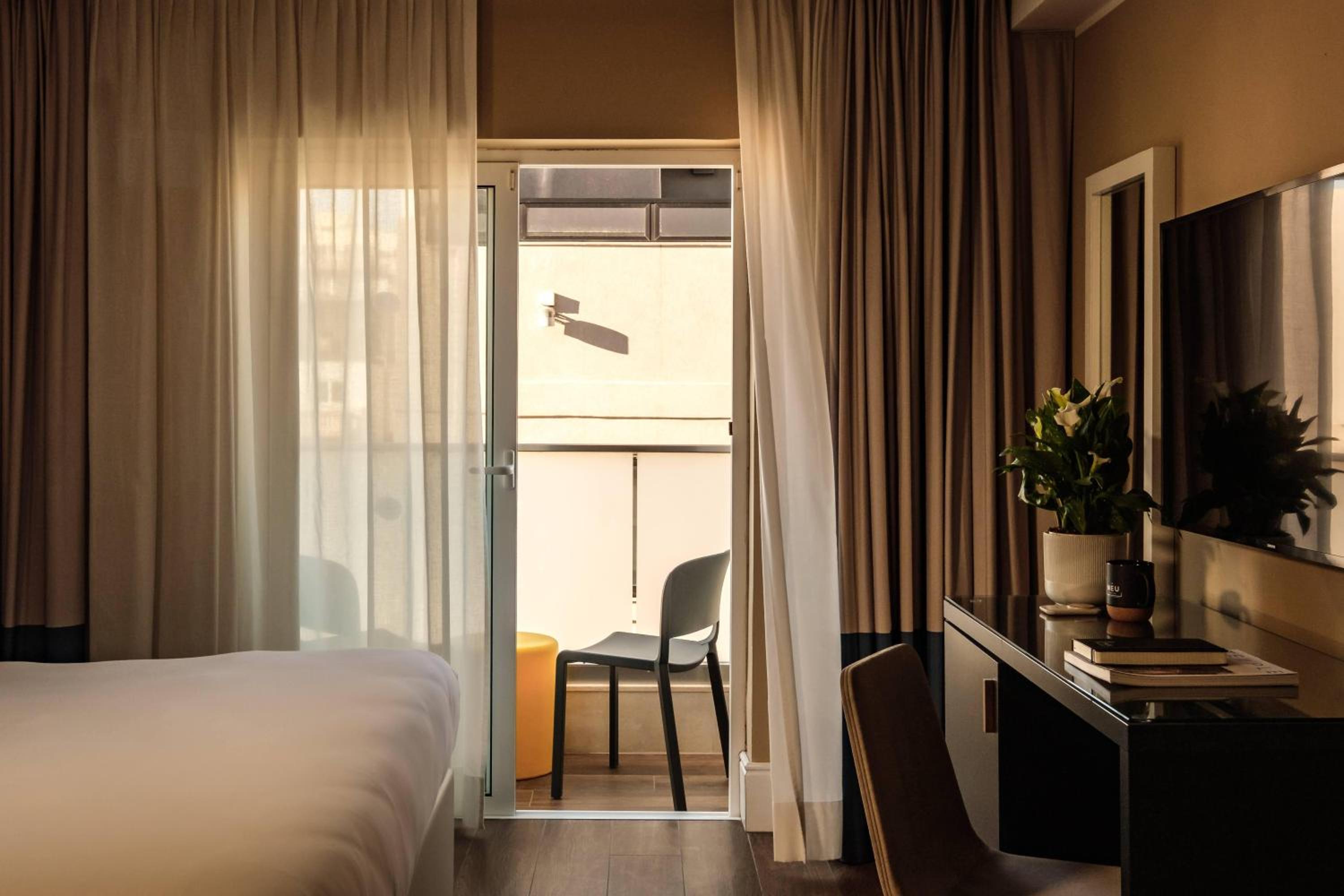 Superior Double or Twin Room - Photo 2