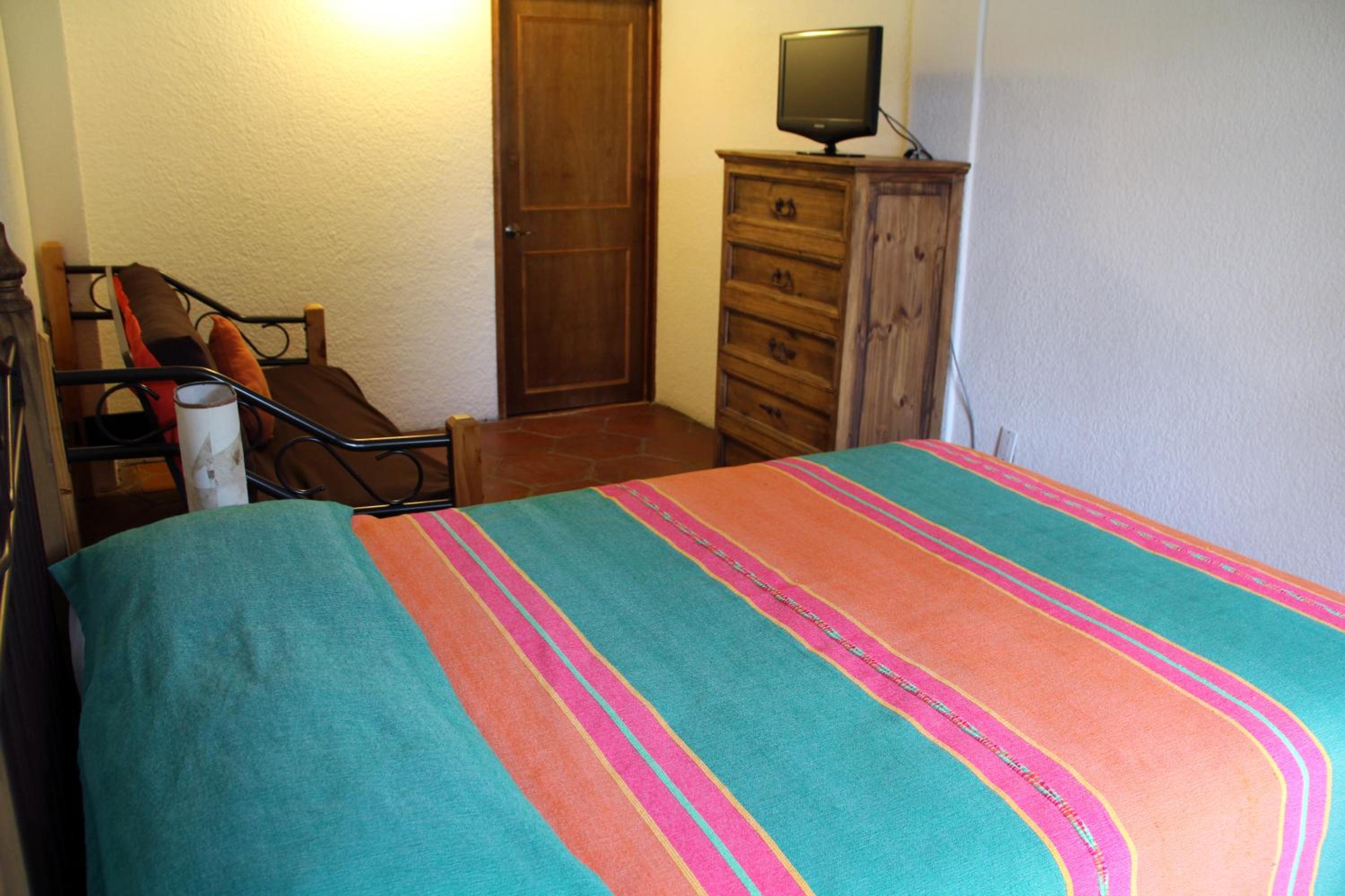 Queen Suite photo 2