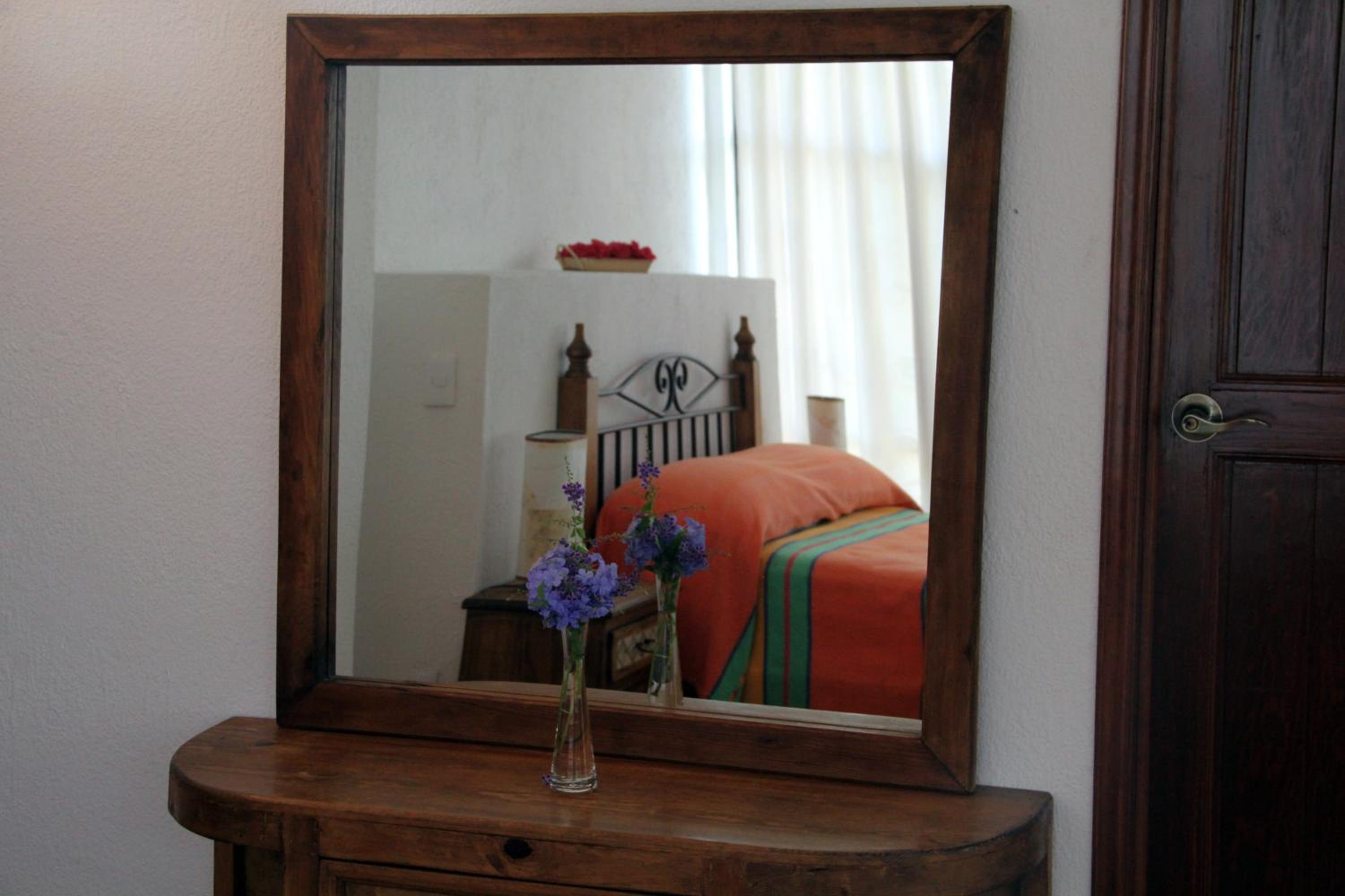 Deluxe King Suite photo 2