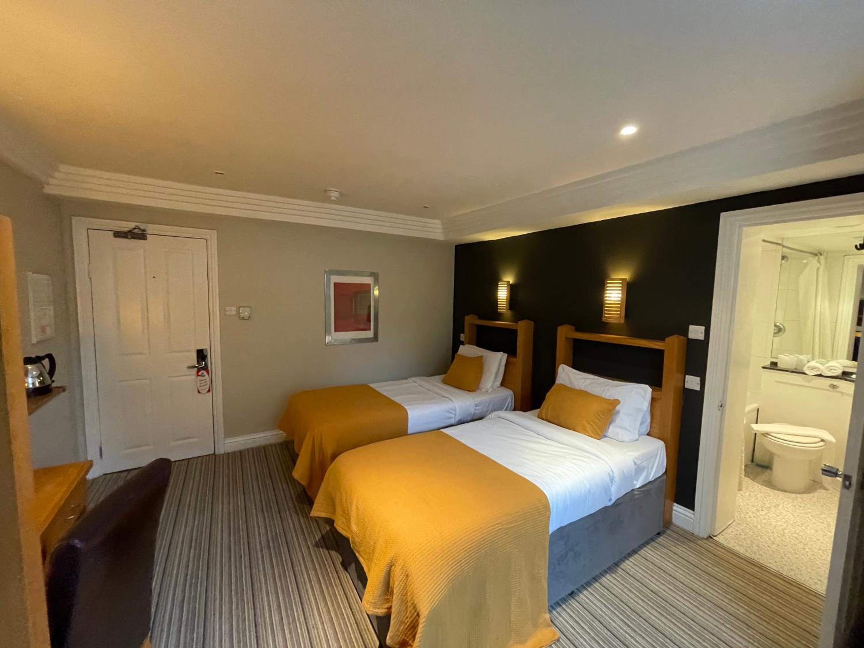 Twin Room