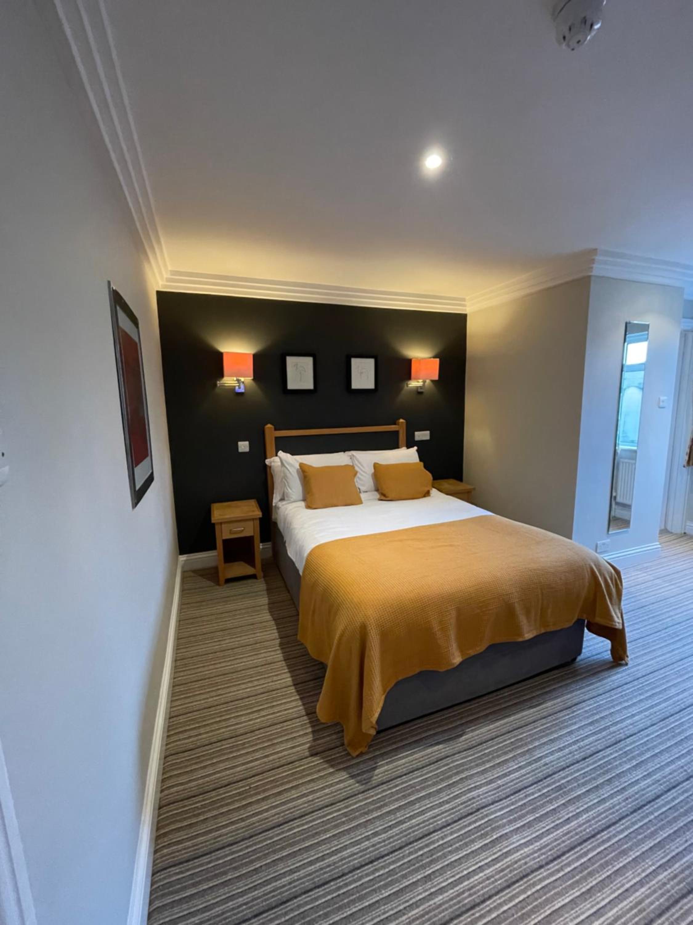 Superior Double Room - Photo 1