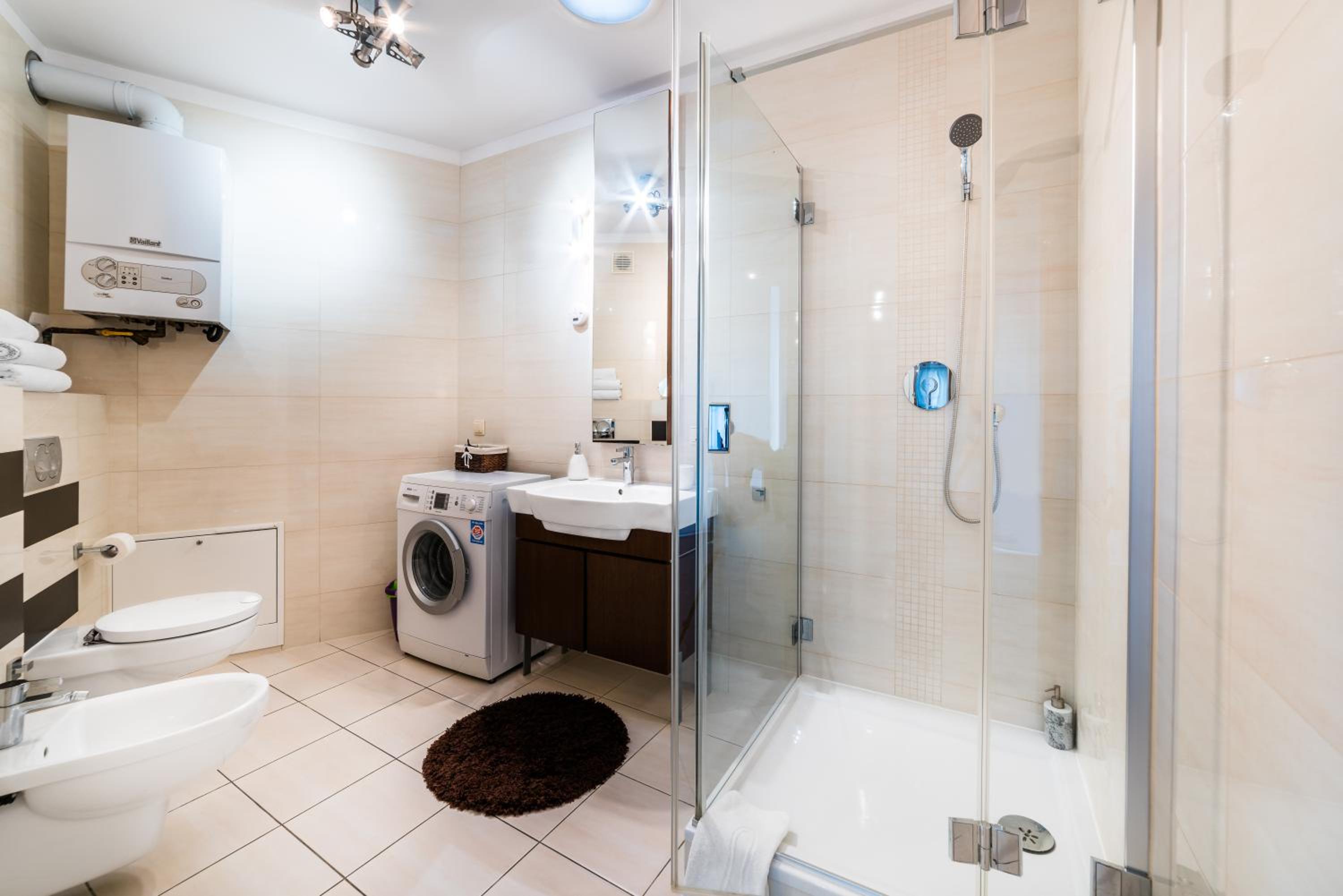 Penthouse Apartment with Terrace - 2 Rynek Nowy Street - Photo 4