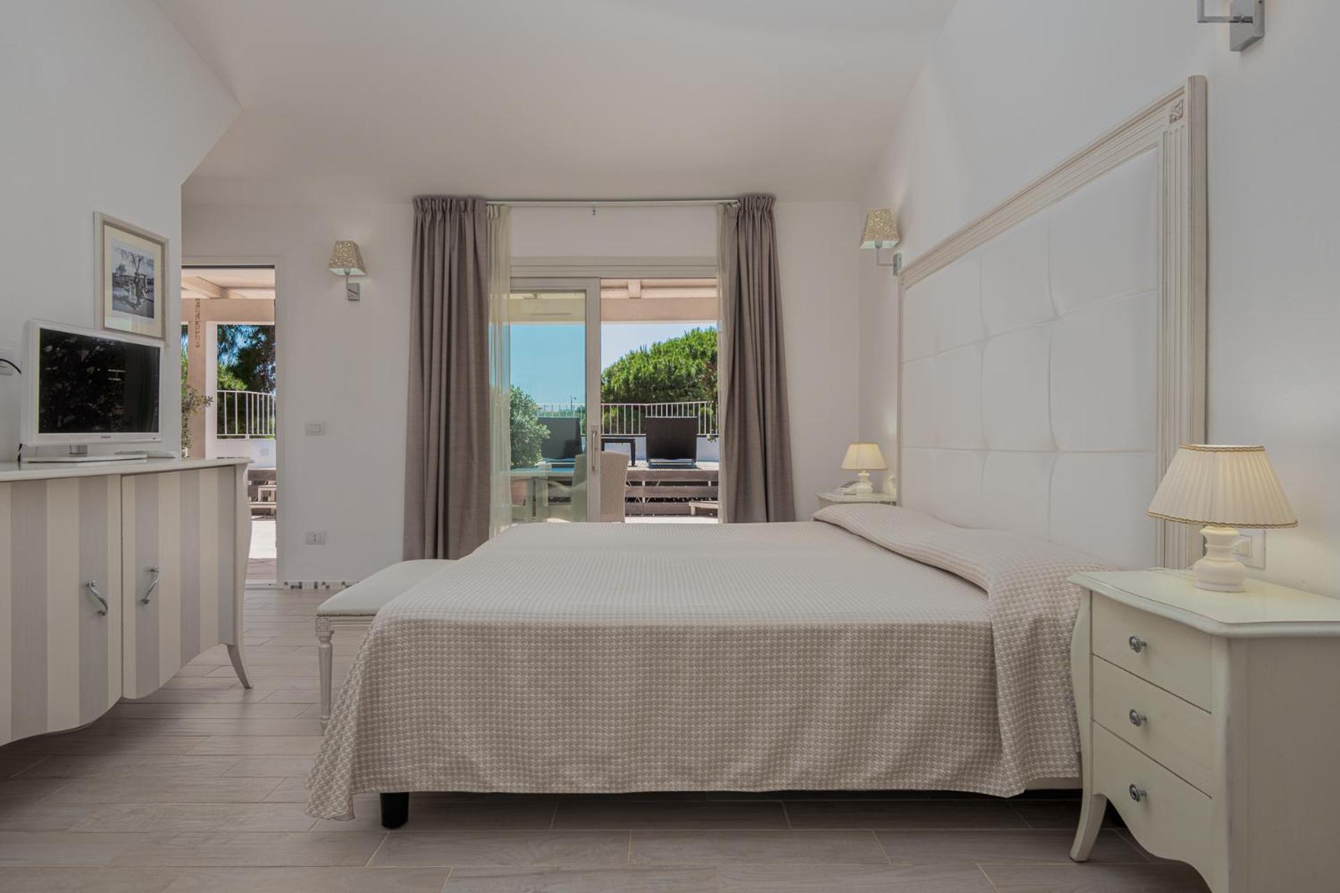 Junior Suite - Garden Sunbeds