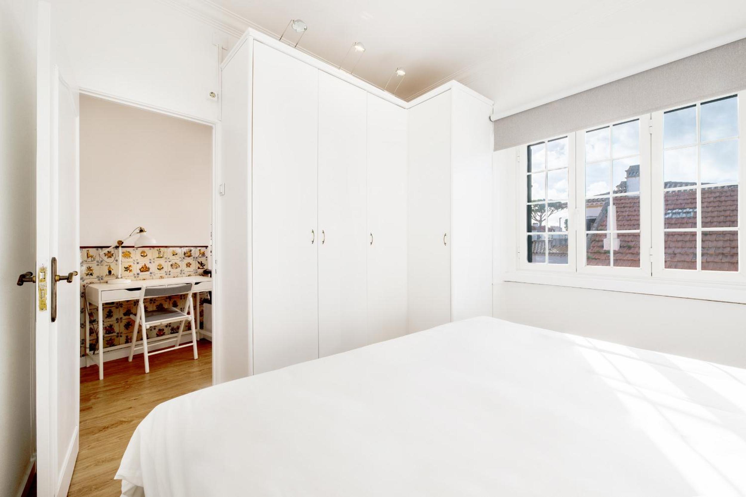 Two-Bedroom Townhouse - Photo 18