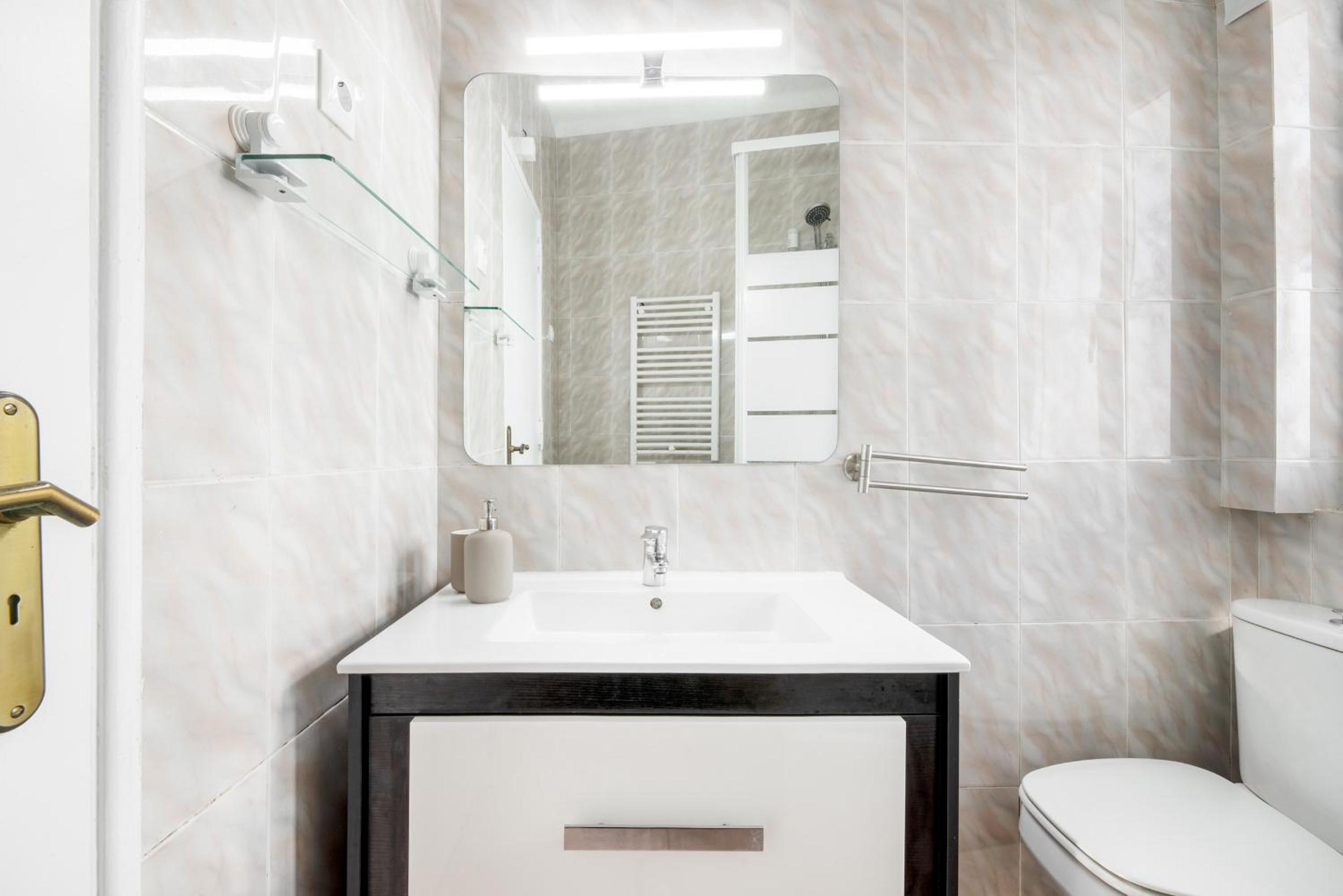 Two-Bedroom Townhouse - Photo 12