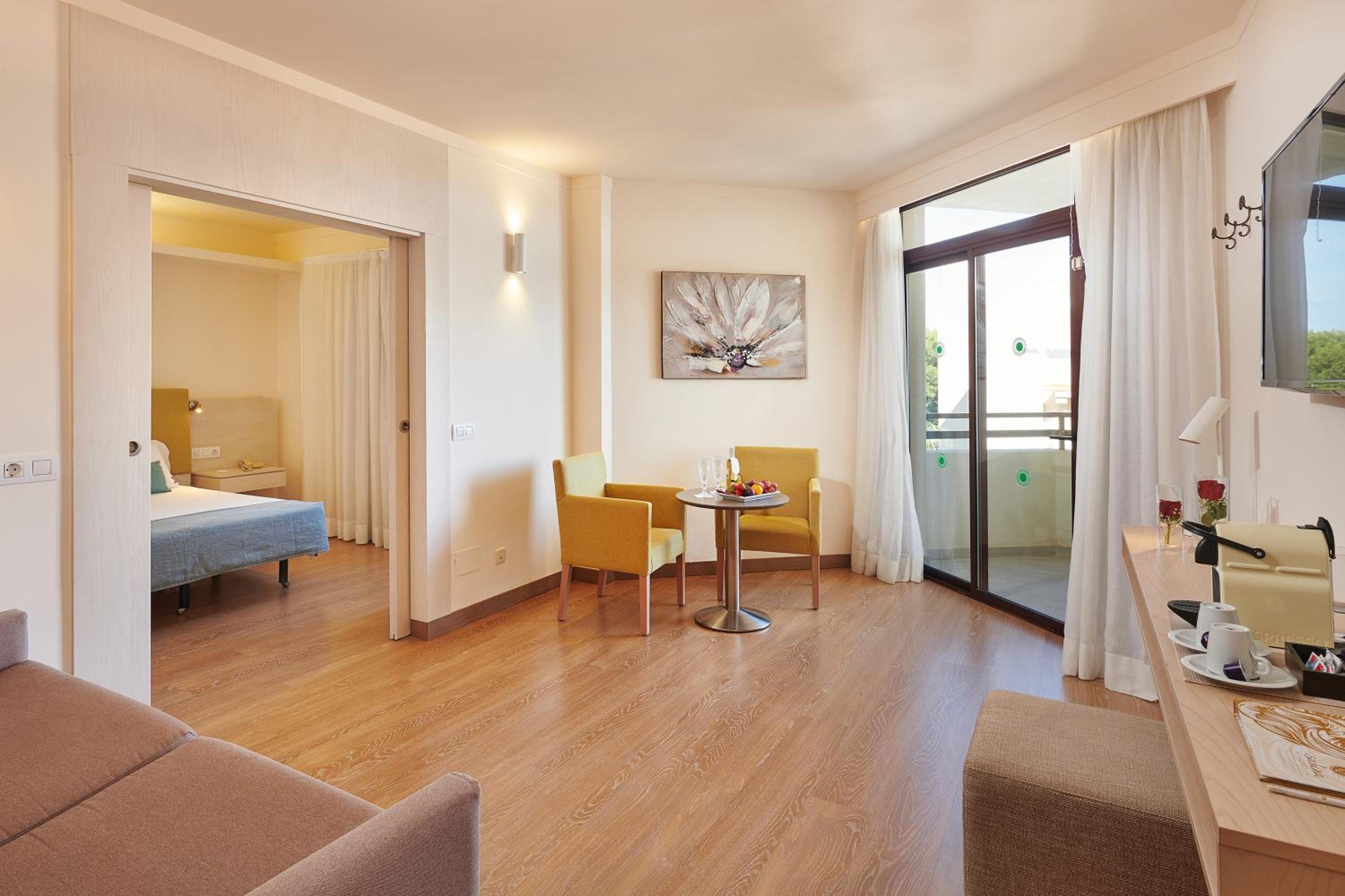 Deluxe Junior Suite