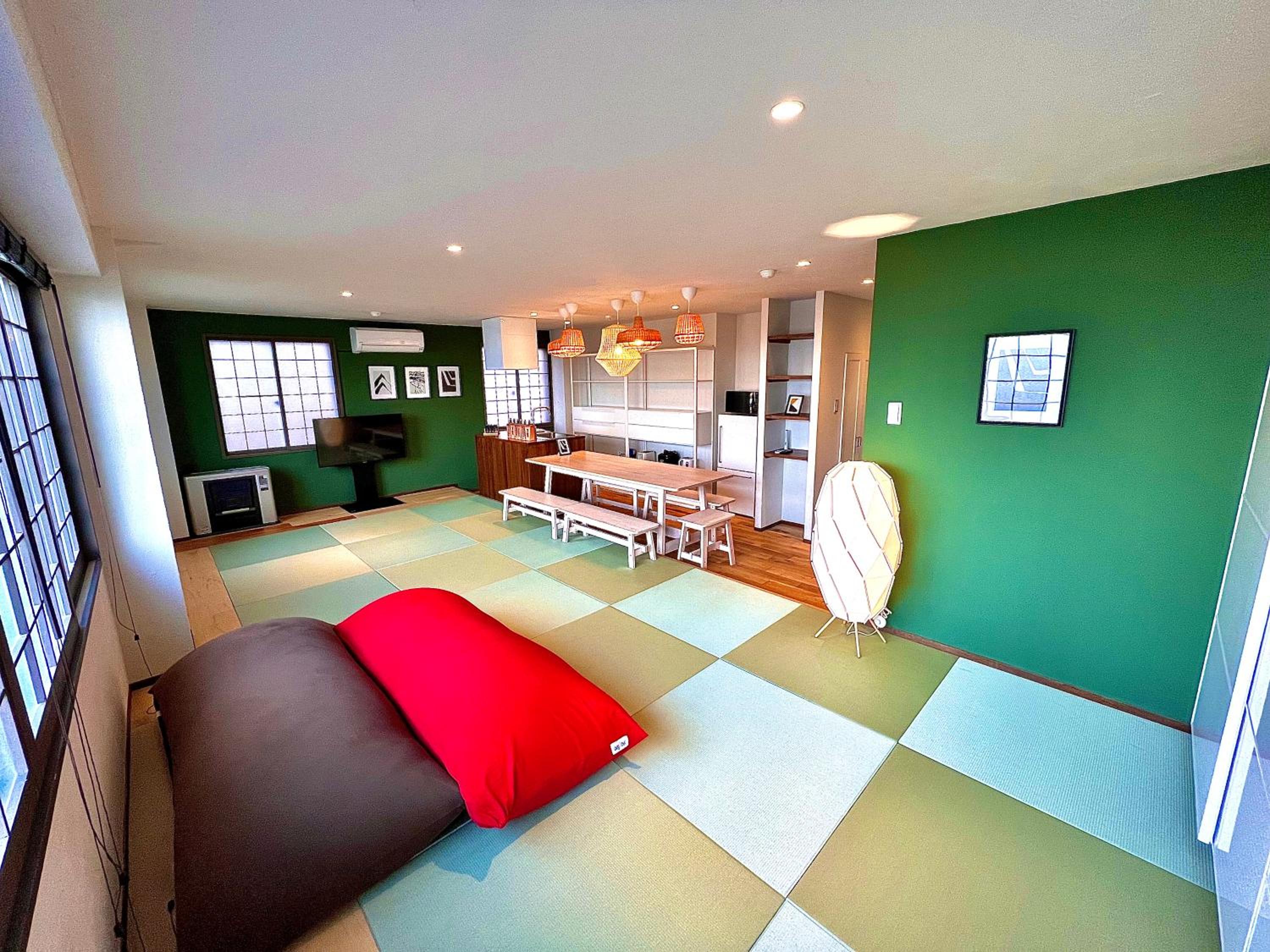 Studio Apartment