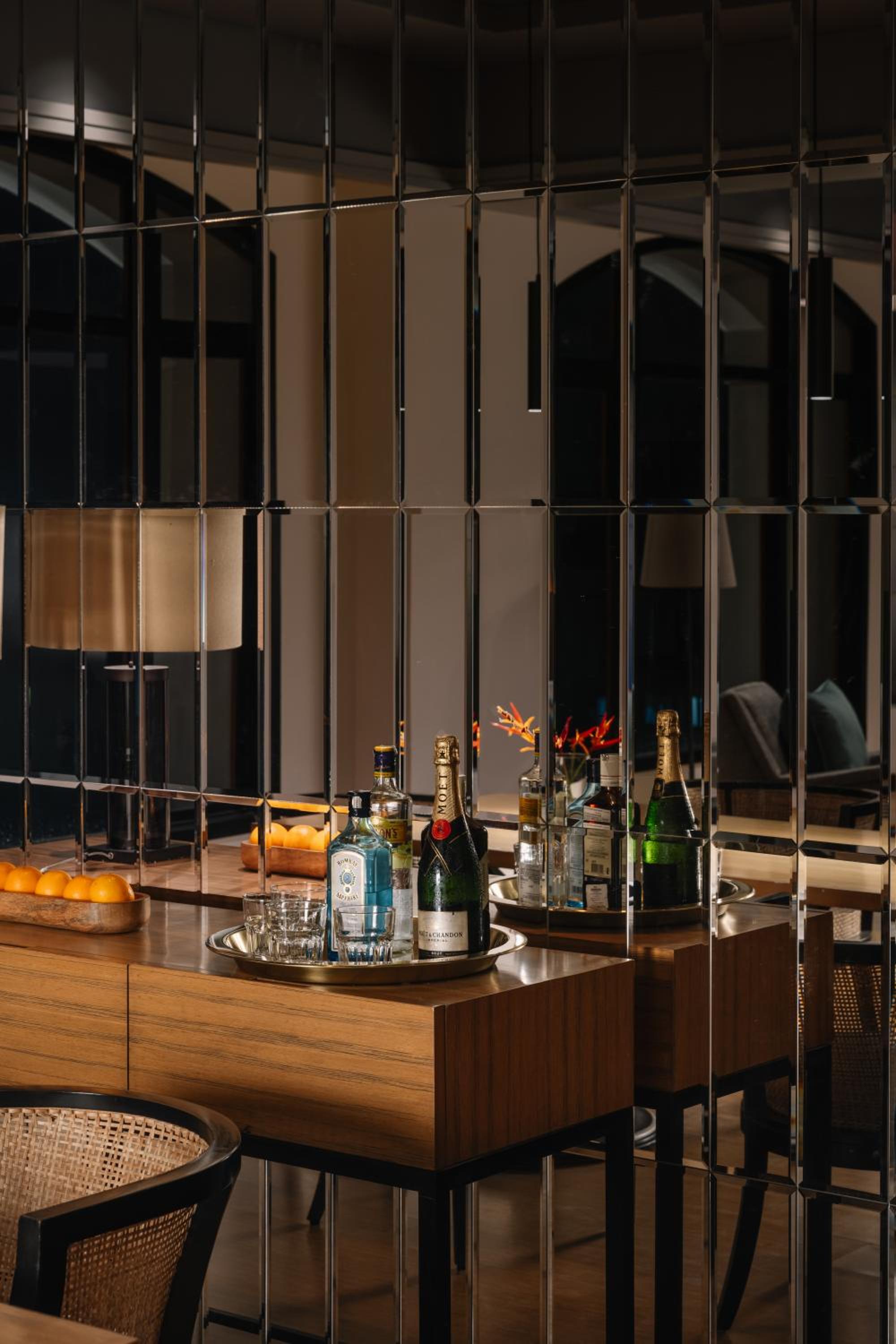 THE APARTMENT – Two Premium Bedrooms with Kitchenette - Complimentary 04 Pieces Laundry (Per Day), Lounge Access Happy hours between 07:00 pm to 08:00 pm, 15 Min Foot Massage, Late check-out Upto 3 Hrs Subject to availability - Photo 6