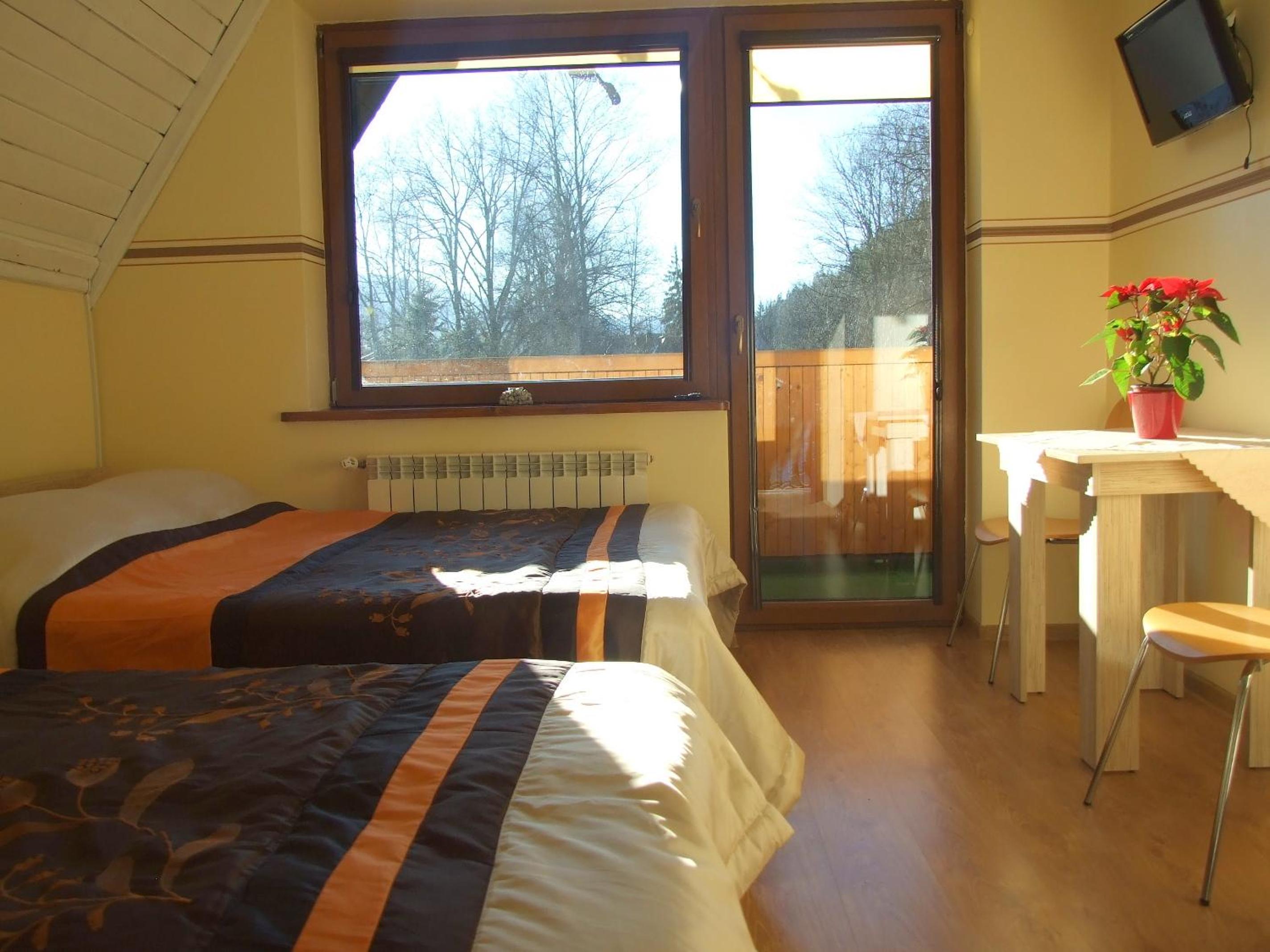 Triple Room with Private Bathroom